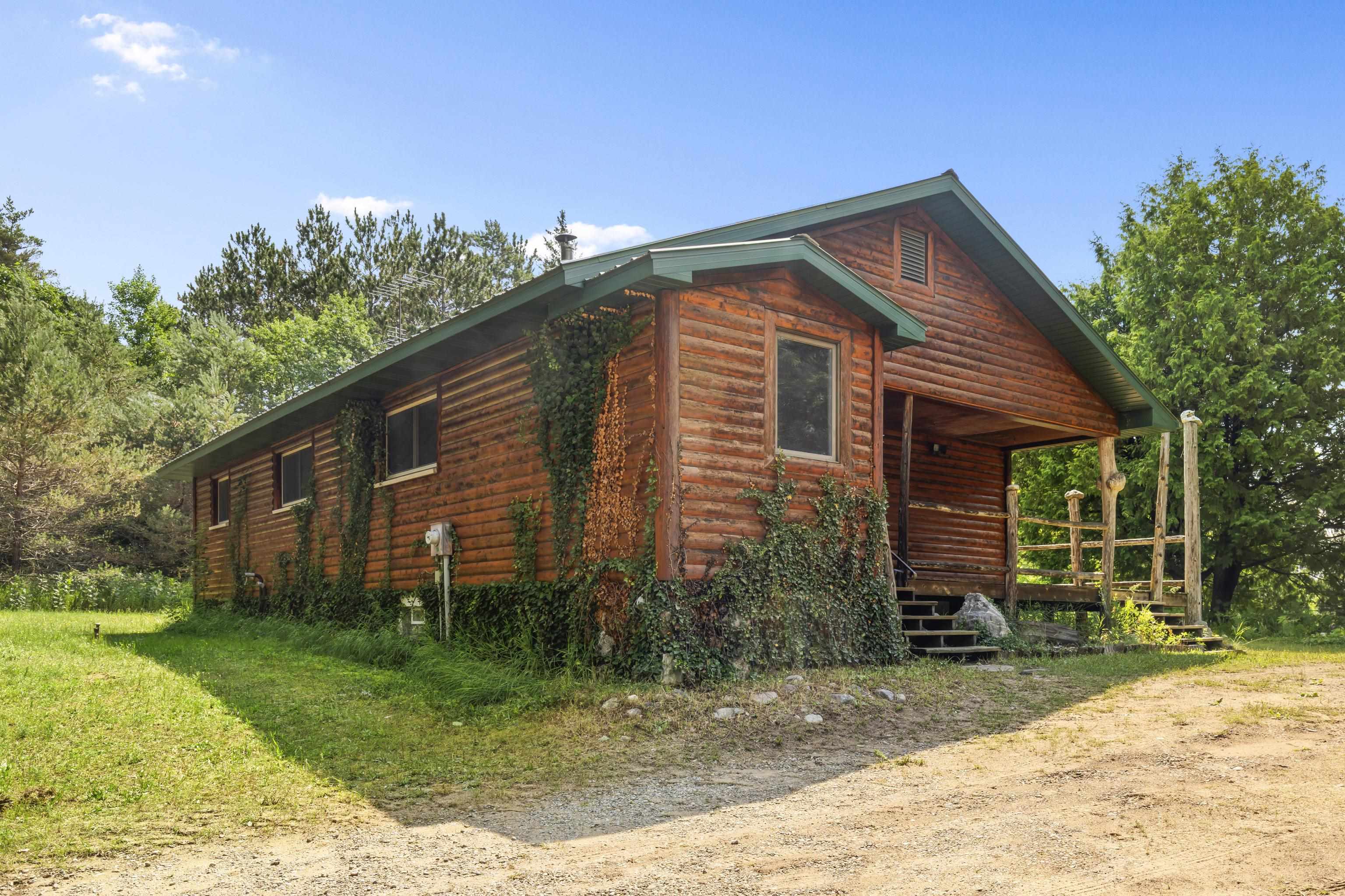 2nd image of 19603 Cinder Rd, Interlochen, MI 49643 | MLS# 80070727