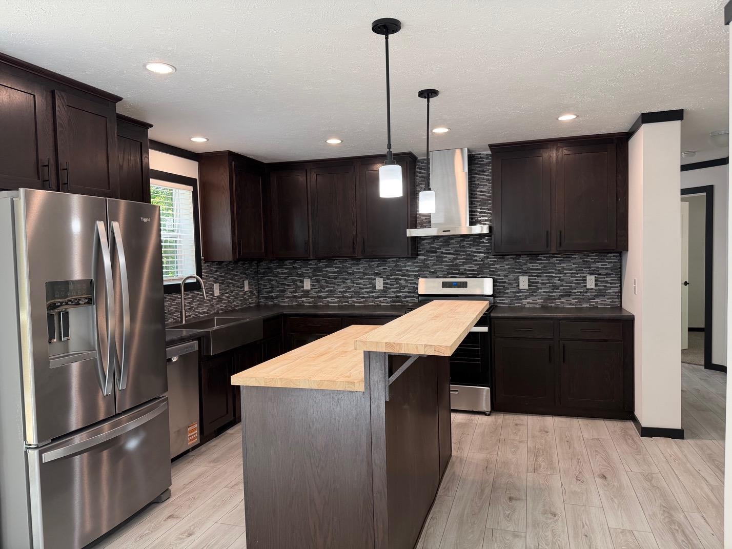 Photo 3 of Single family home for sale at 3067 White Tail Dr, Bellaire, MI 49615 | MLS# 78080070771 | Listing updated on 2026-09-29