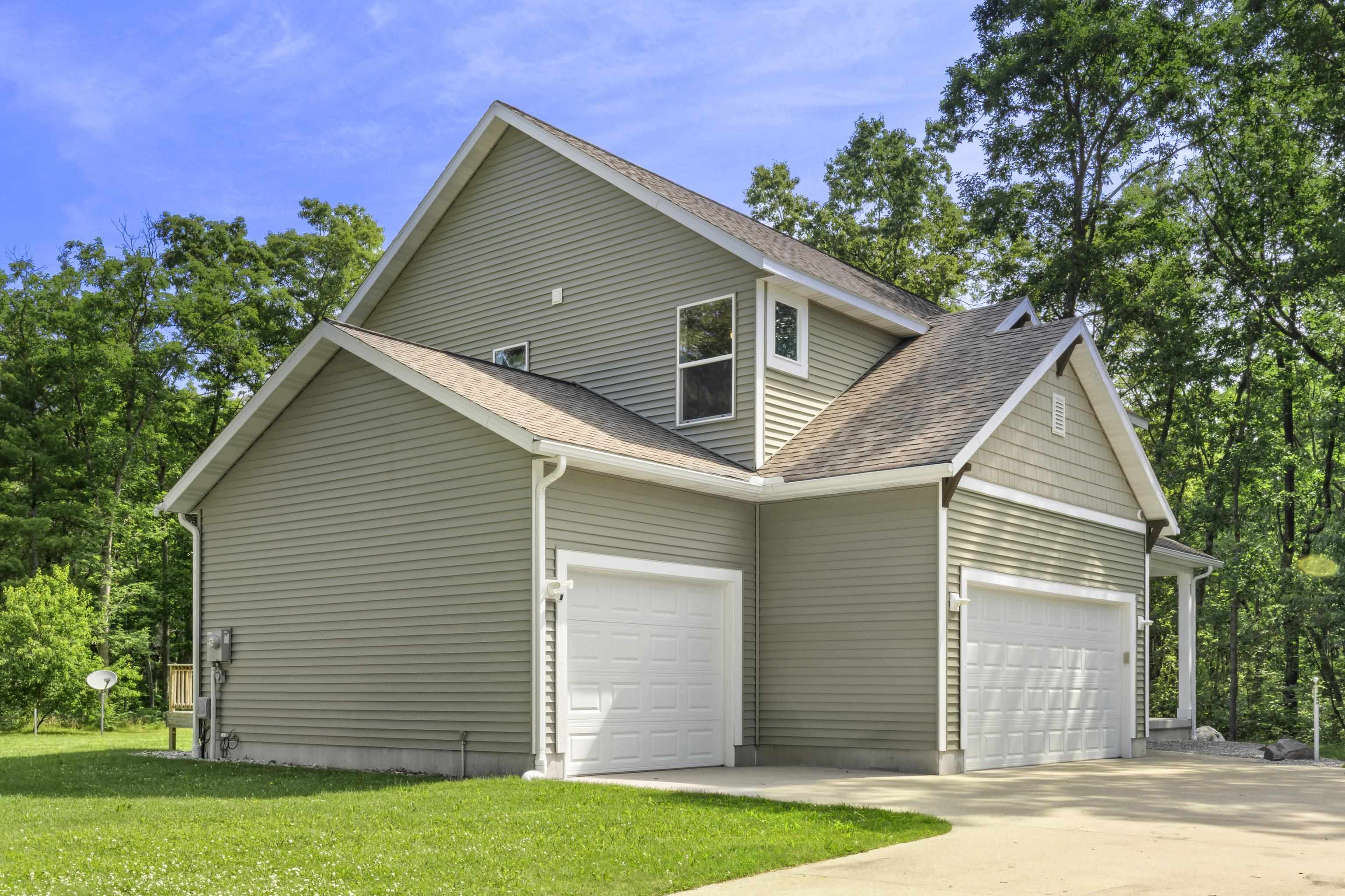 4th image of 5842 Caberfae Hwy, Manistee, MI 49660 | MLS# 80070837