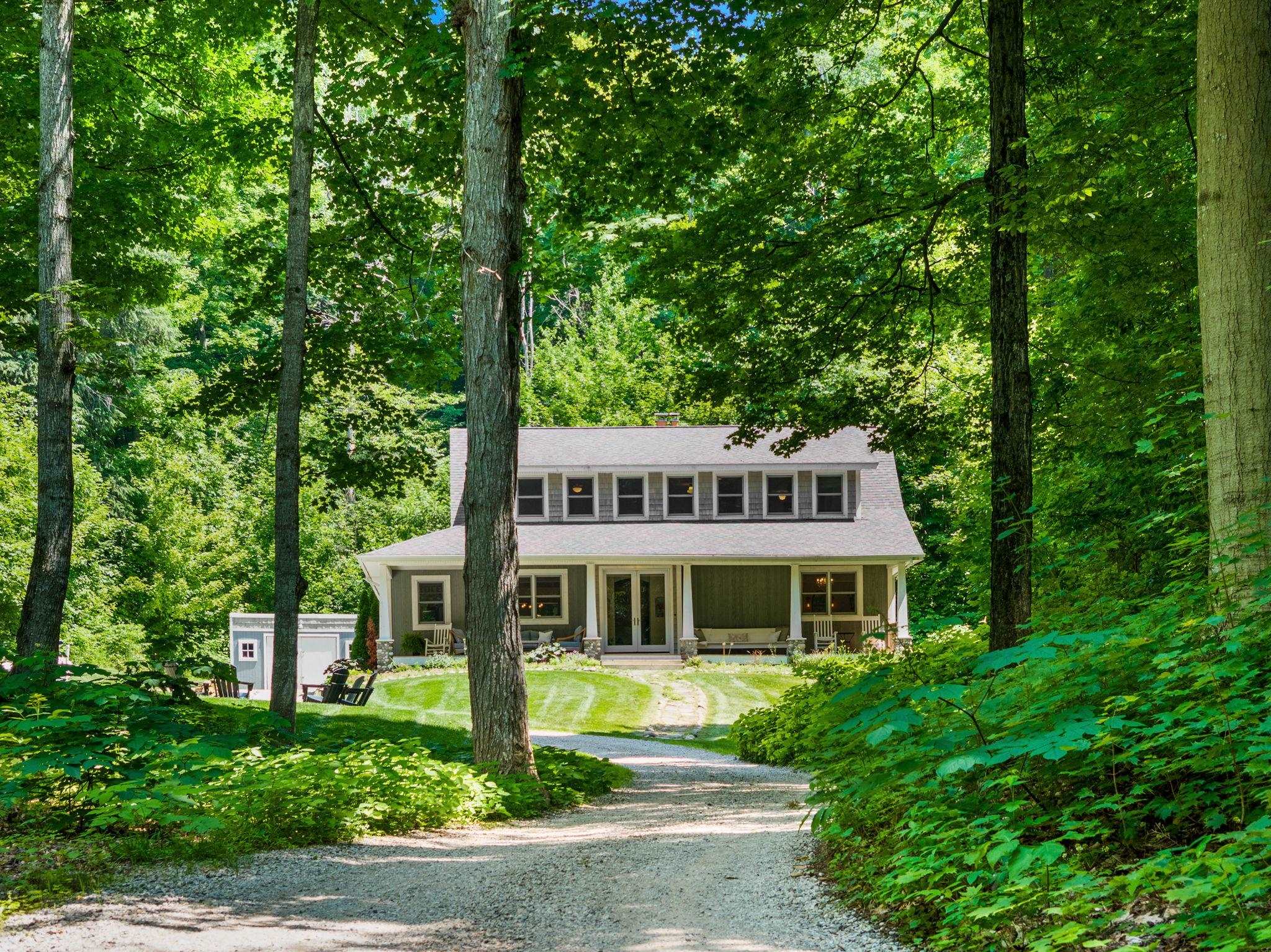 Homes for sale in Lake Leelanau, MI | 3027 S Blake Ln, Lake Leelanau, MI 49653 | MLS# 80070854