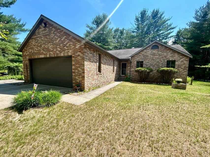 1st image of 3557 W Pinewood Dr, Roscommon, MI 48653 | MLS# 77080070872