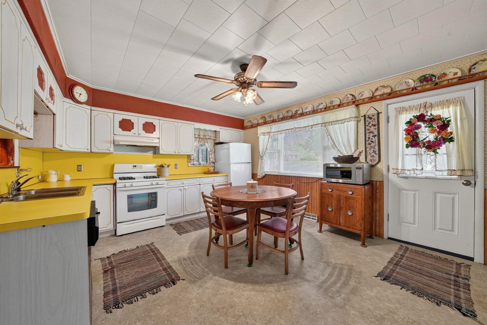 Homes for sale in Marion, MI | 7017 Twin Lakes Ave, Marion, MI 49665 | MLS# 80070883