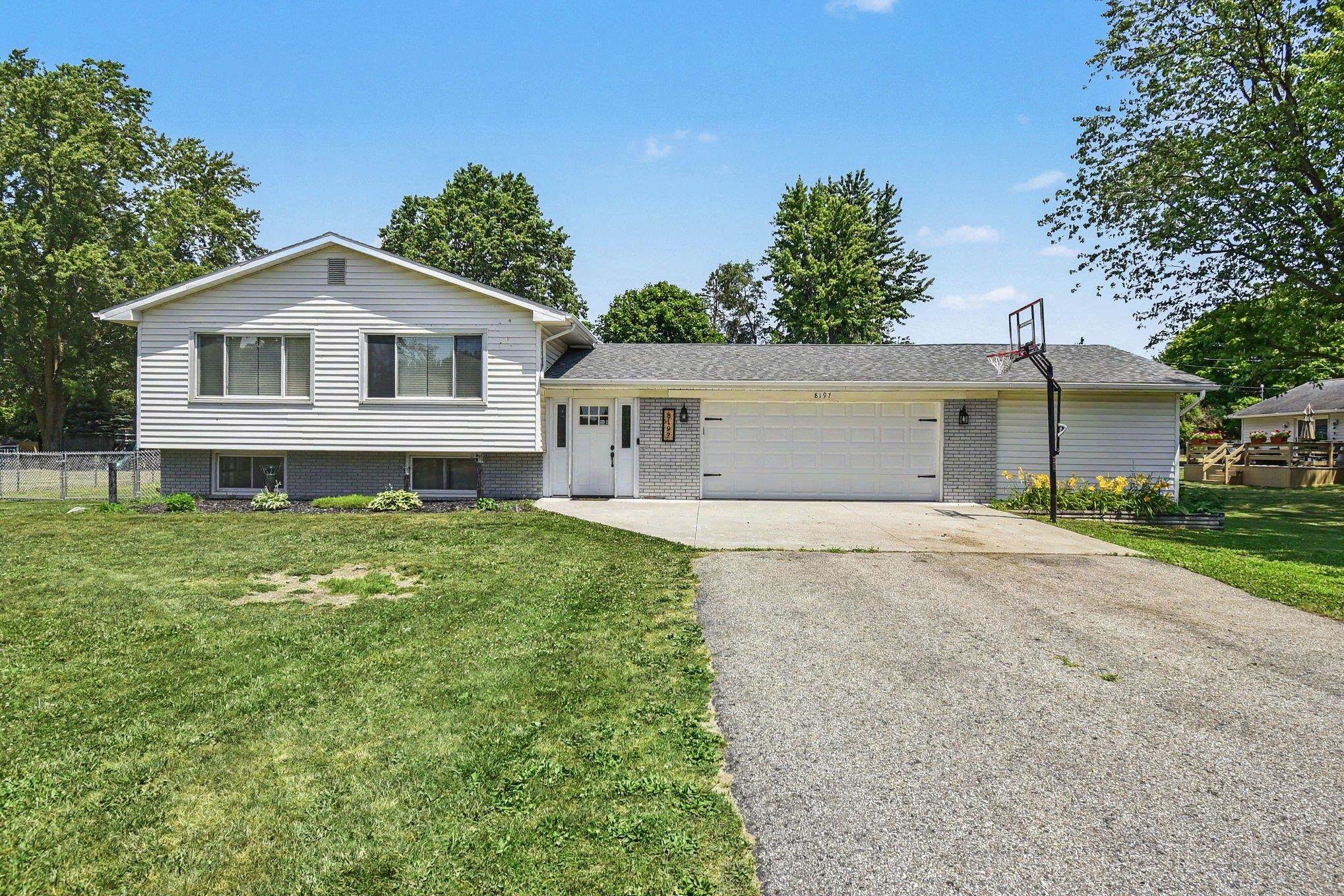 1st image of 8197 S Federal Rd, Shepherd, MI 48883 | MLS# 80070915