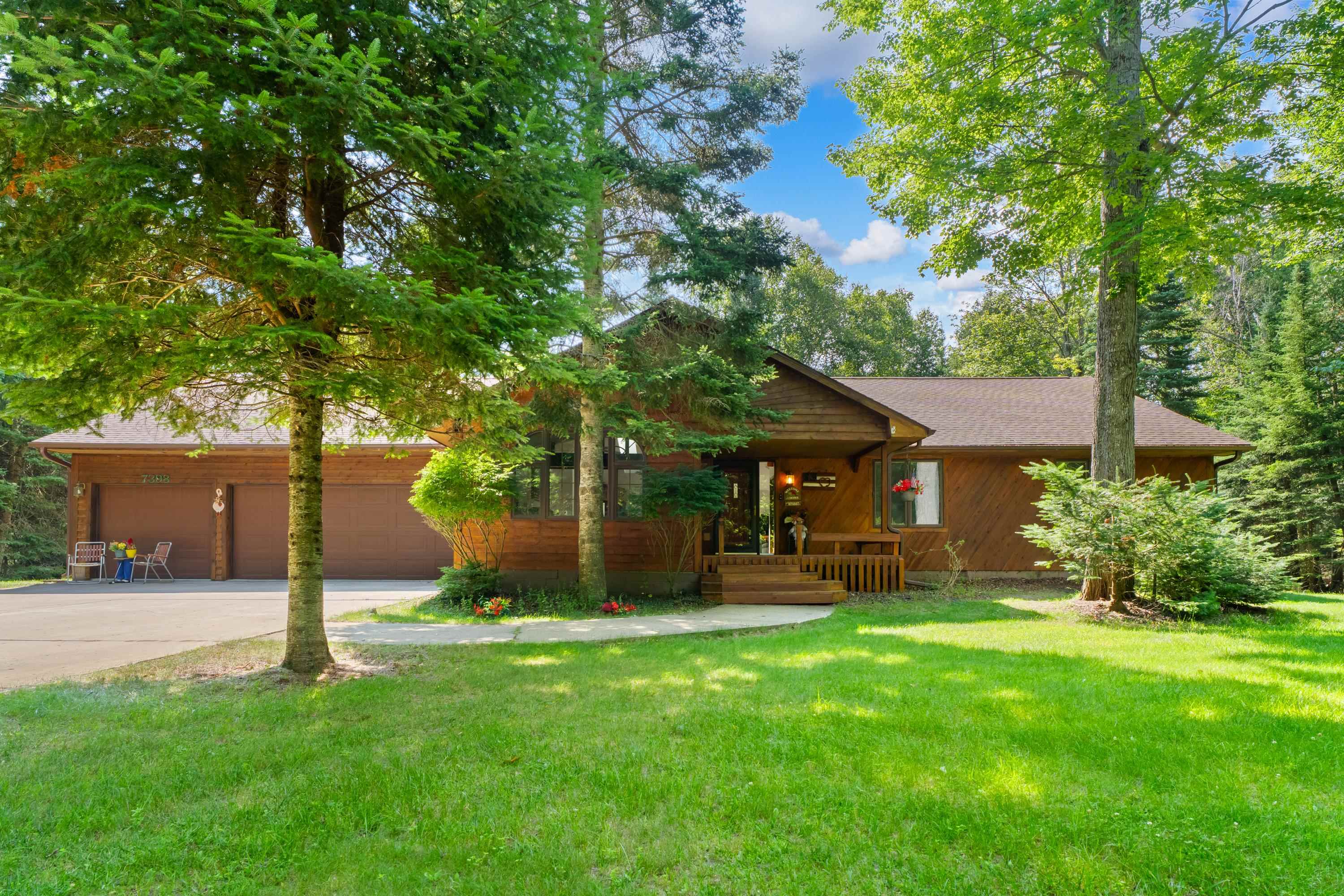 1st image of 7398 Huntington Dr, Oscoda, MI 48750 | MLS# 77080070920