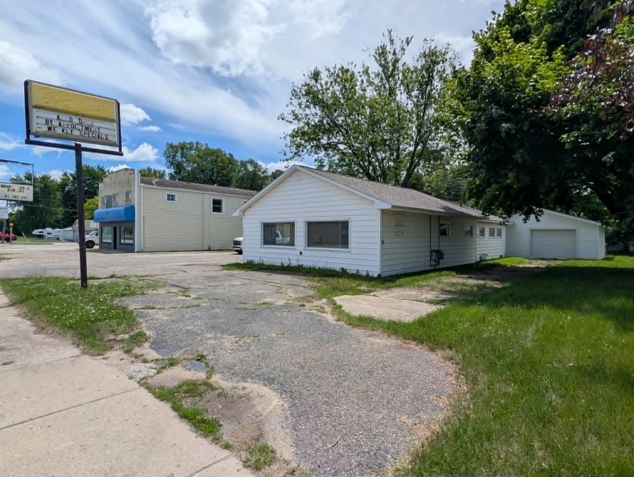 33rd image of 1232 E Superior St, Alma, MI 48801 | MLS# 80070956