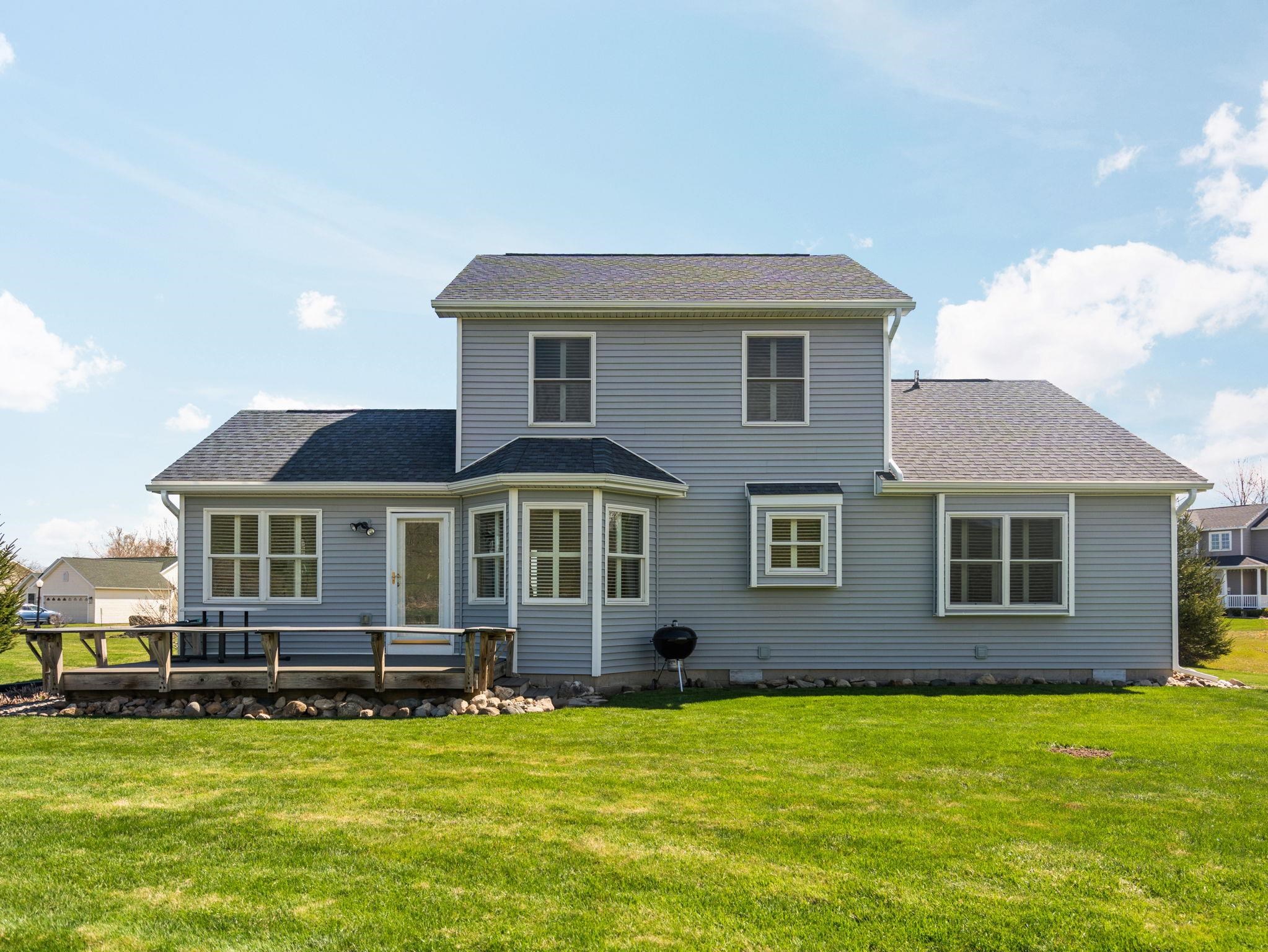 4th image of 7031 Applewood Dr, Charlevoix, MI 49720 | MLS# 80071040