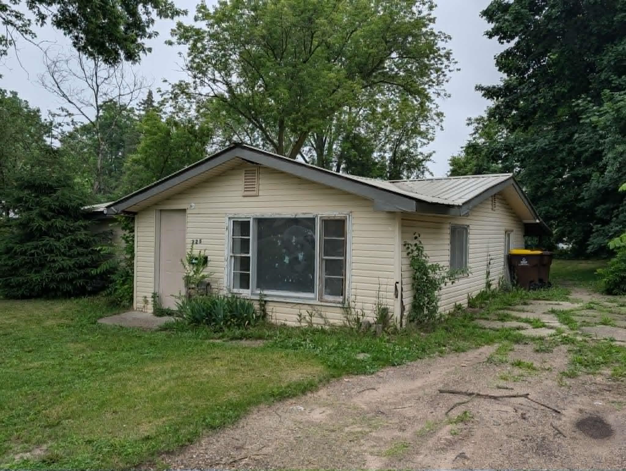 Homes for sale in Alma City Gratiot, MI | 225 Valley, Alma City Gratiot, MI 48801 | MLS# 79080071081