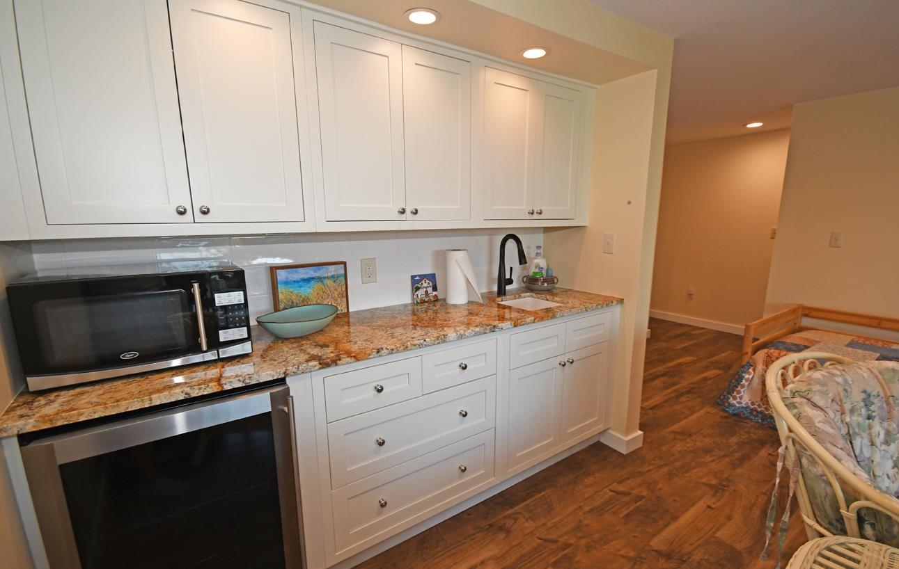 39th image of 23 South Bch, Glen Arbor, MI 49636 | MLS# 80071093