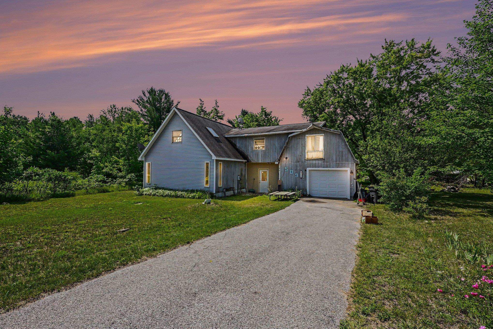 1st image of 509 Gitchegumee Dr, Buckley, MI 49620 | MLS# 80071112