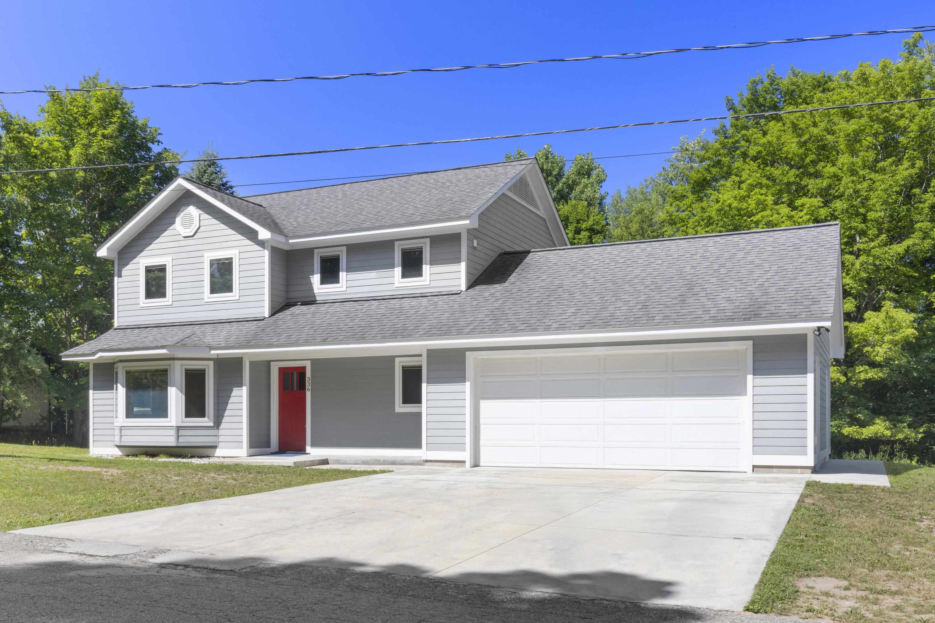 1st image of 336 Bridge St, Frankfort, MI 49635 | MLS# 80071125