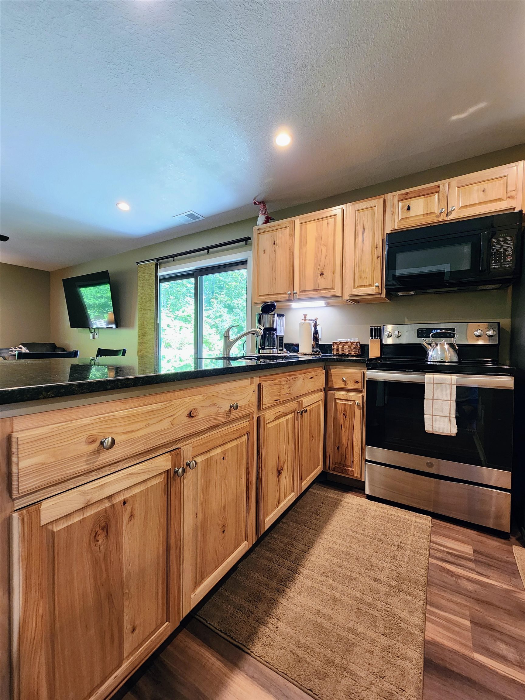4th image of 9817 Montrose Dr, Mancelona, MI 49659 | MLS# 78080071132