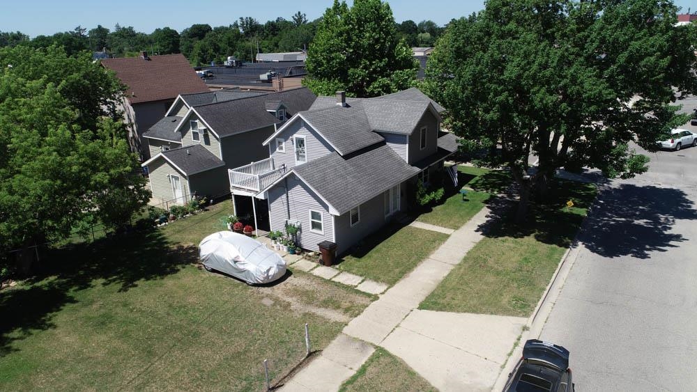 1st image of 122 E River St, Cadillac, MI 49601 | MLS# 78080071200