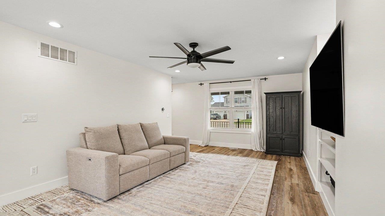 3rd image of 5113 Bridle Ln, Mount Pleasant, MI 48858 | MLS# 80071201