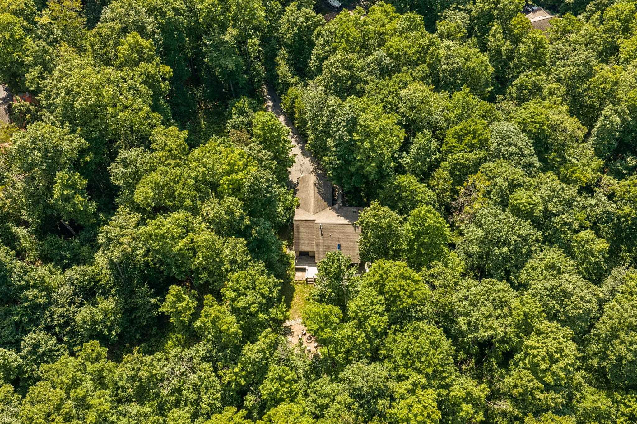 Photo 3 of Single family home for sale at 8433 Forest Ct, Traverse City, MI 49684 | MLS# 78080071203 | Listing updated on 2026-07-27