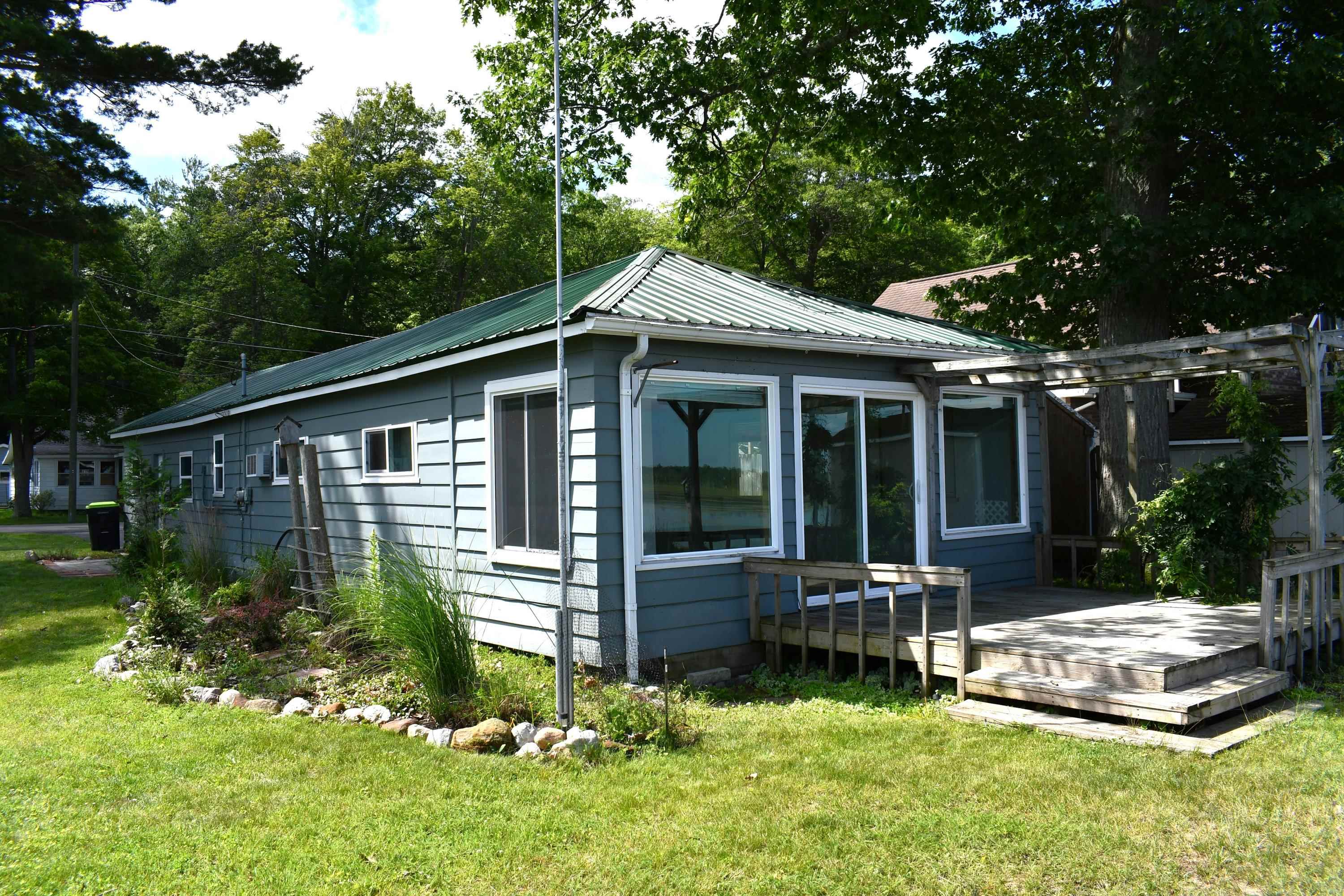 1st image of 117 Warren Ave, East Tawas, MI 48730 | MLS# 77080071209