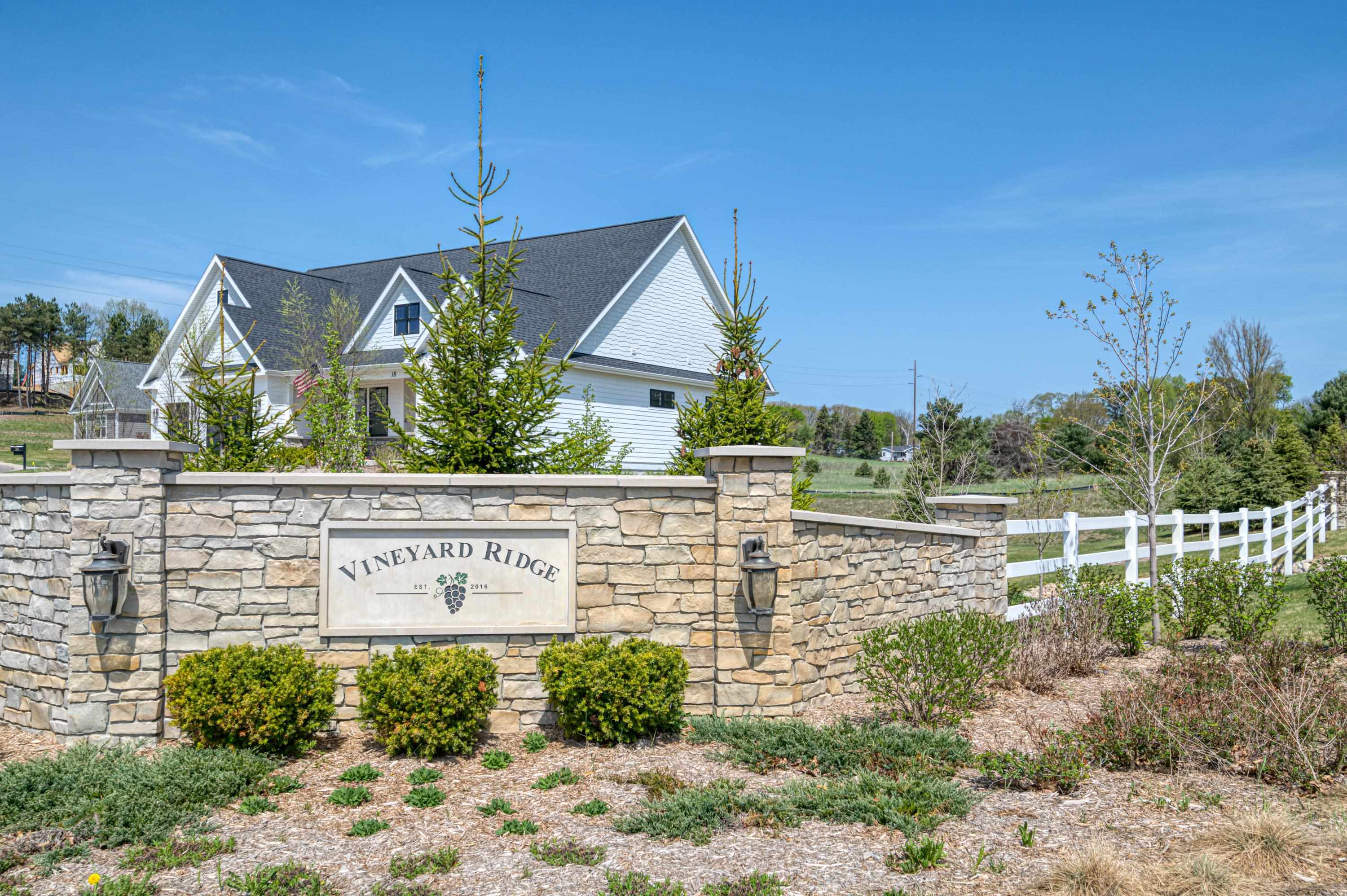 1st image of 193 Vineyard Ridge Dr, Traverse City, MI 49686 | MLS# 78080071288