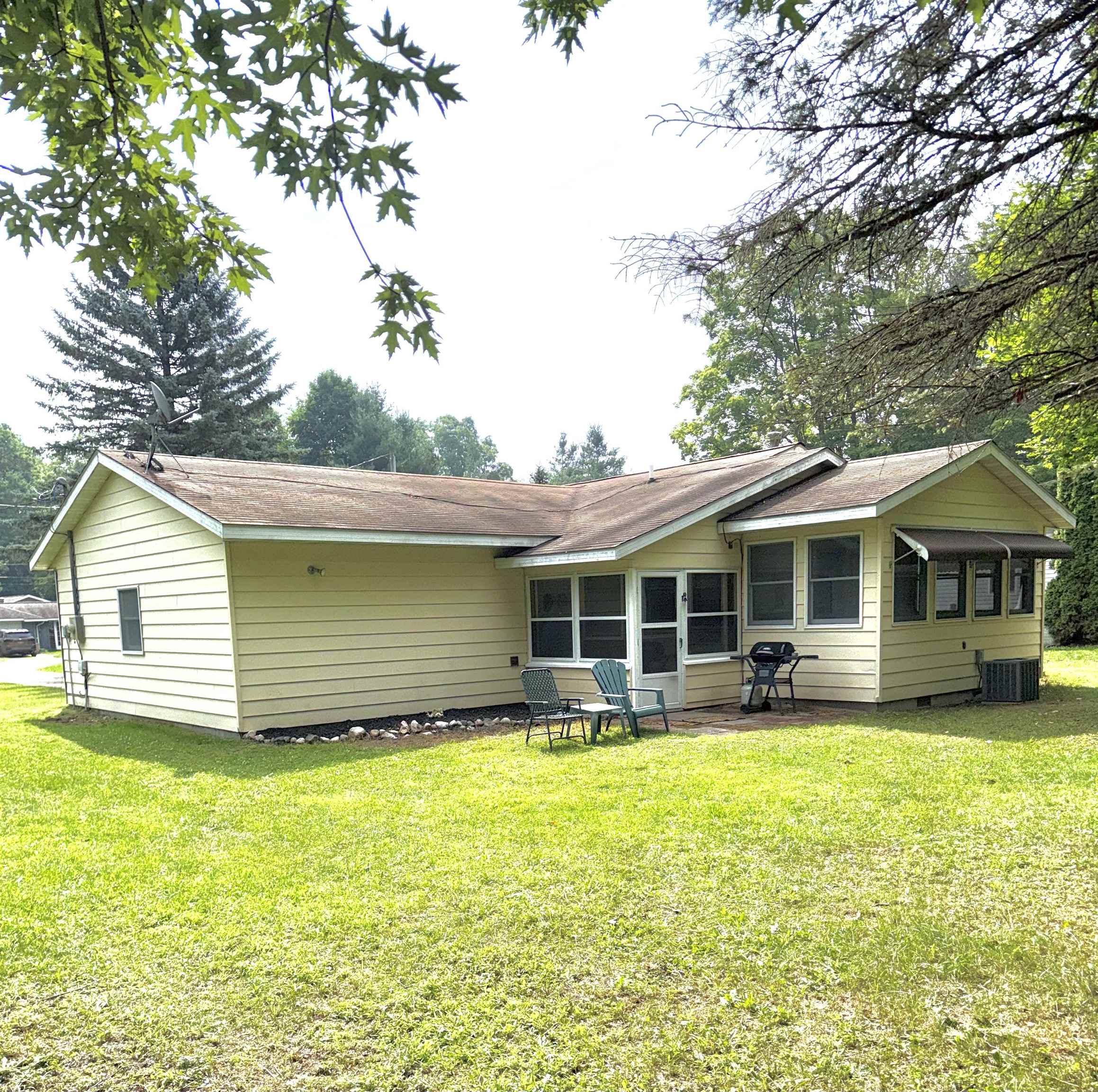 Homes for sale in Lake City, MI | 318 S Houghton St, Lake City, MI 49651 | MLS# 80071306
