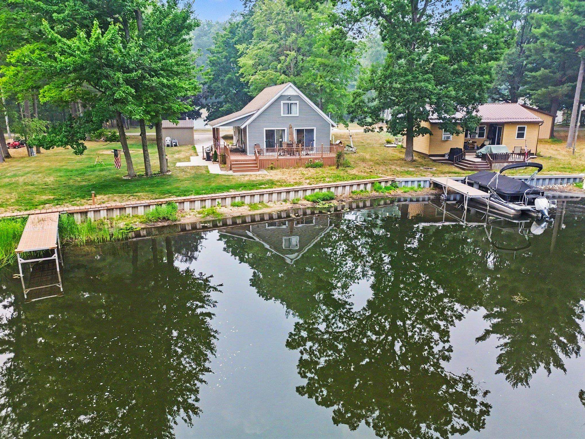 2nd image of 11815 N Shore Dr, Lake, MI 48632 | MLS# 80071328