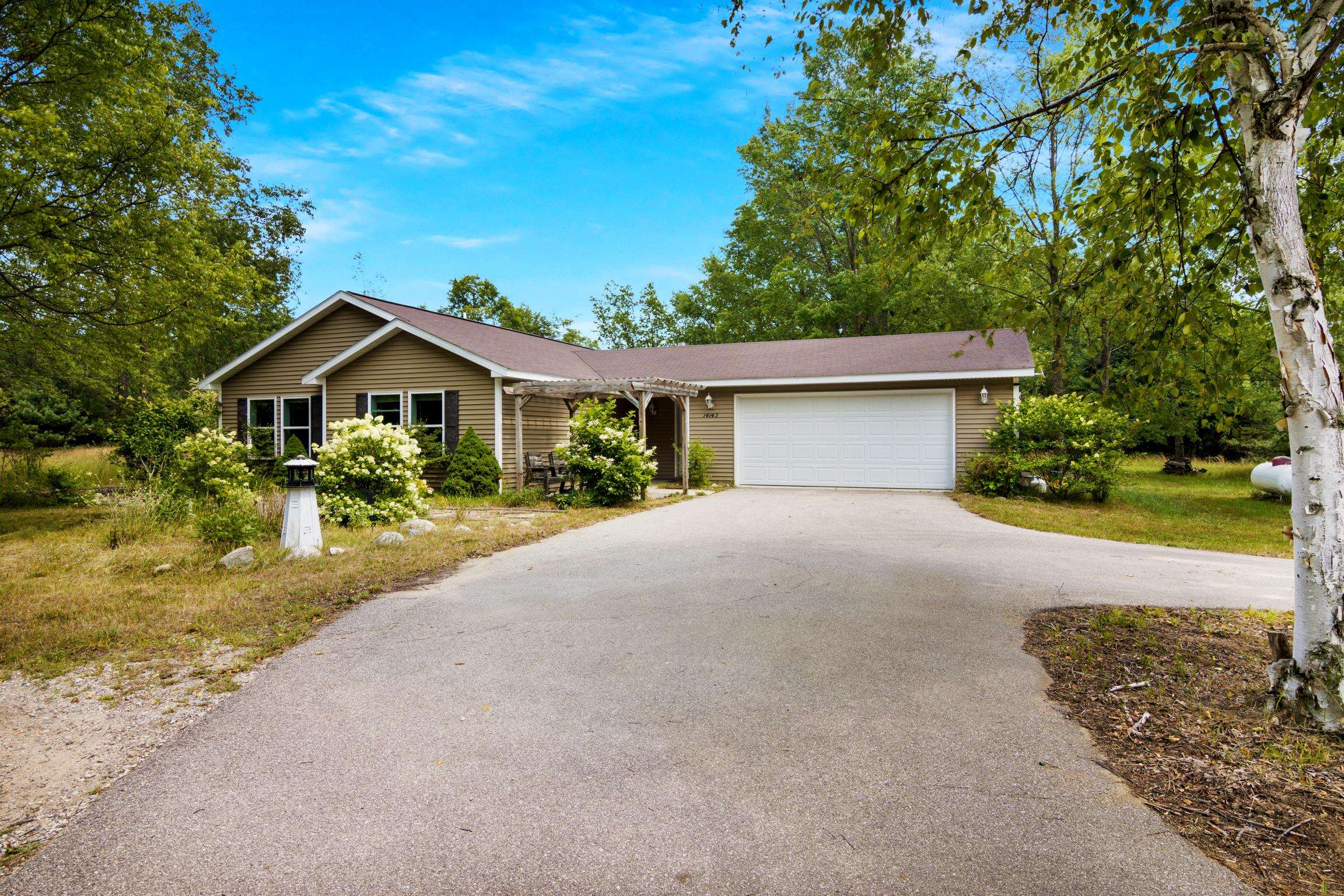 1st image of 14143 Erdman Rd, Arcadia, MI 49613 | MLS# 80071357