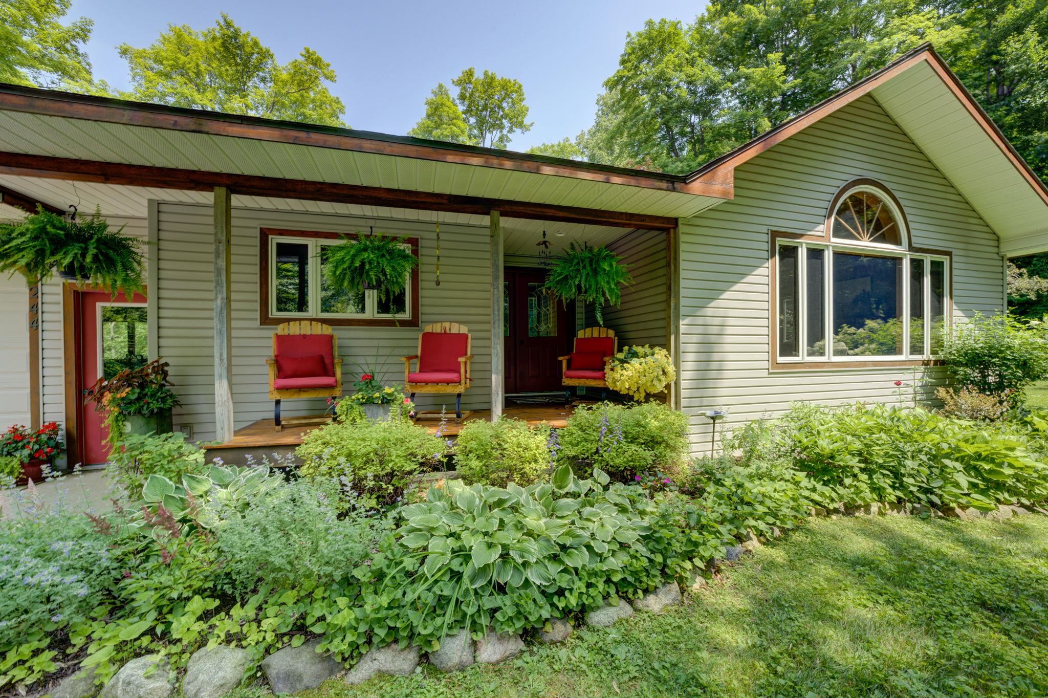 2nd image of 244 W Kasson Center Rd, Maple City, MI 49664 | MLS# 78080071389
