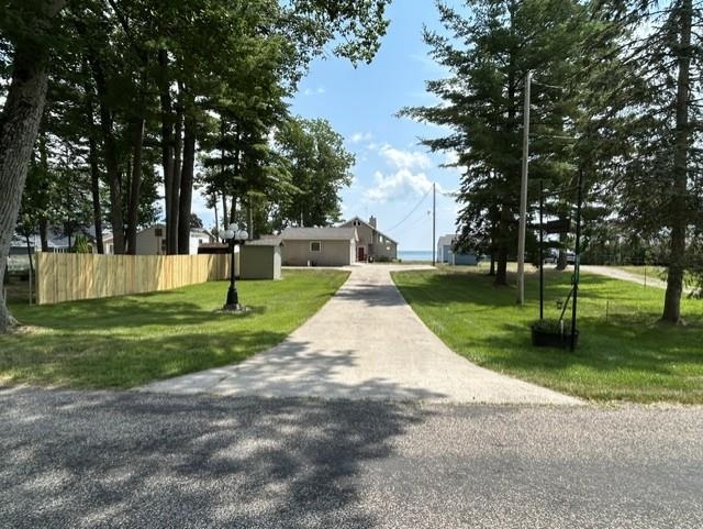 3rd image of 1797 Douglas Dr #Lot: 39&40, Tawas City, MI 48763 | MLS# 80071409