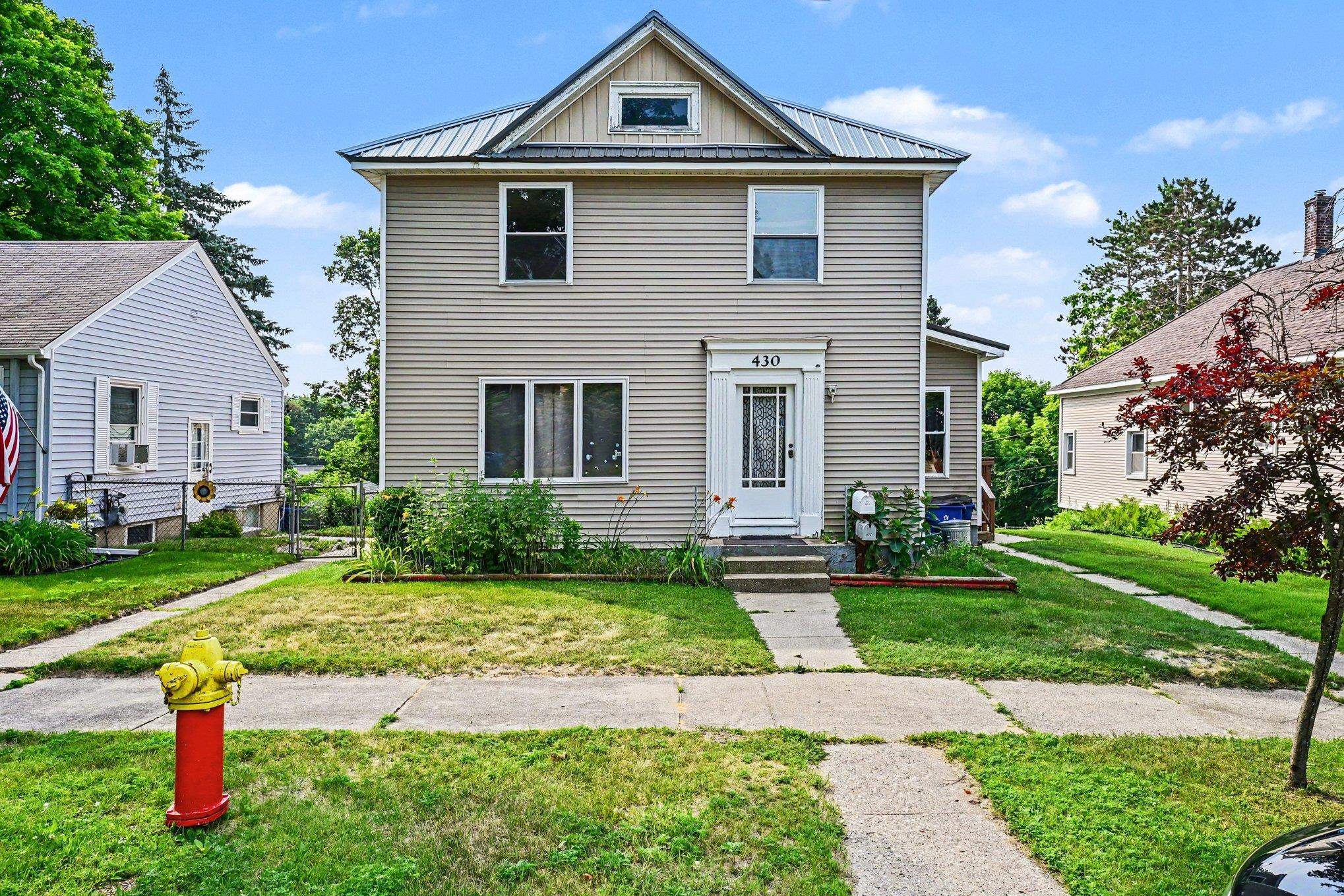 41st image of 430 E Bremer St, Cadillac, MI 49601 | MLS# 80071415