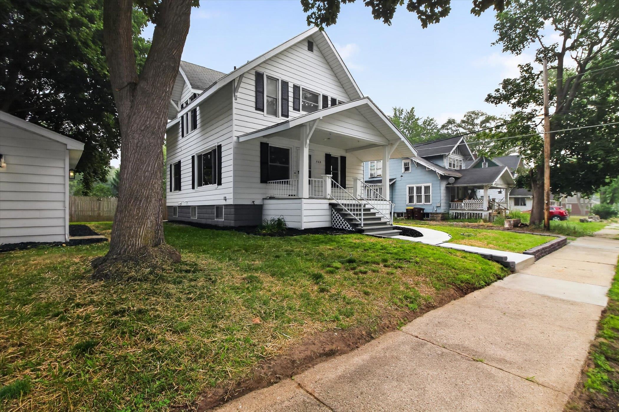 3rd image of 509 Liberty St, Alma, MI 48801 | MLS# 79080071418