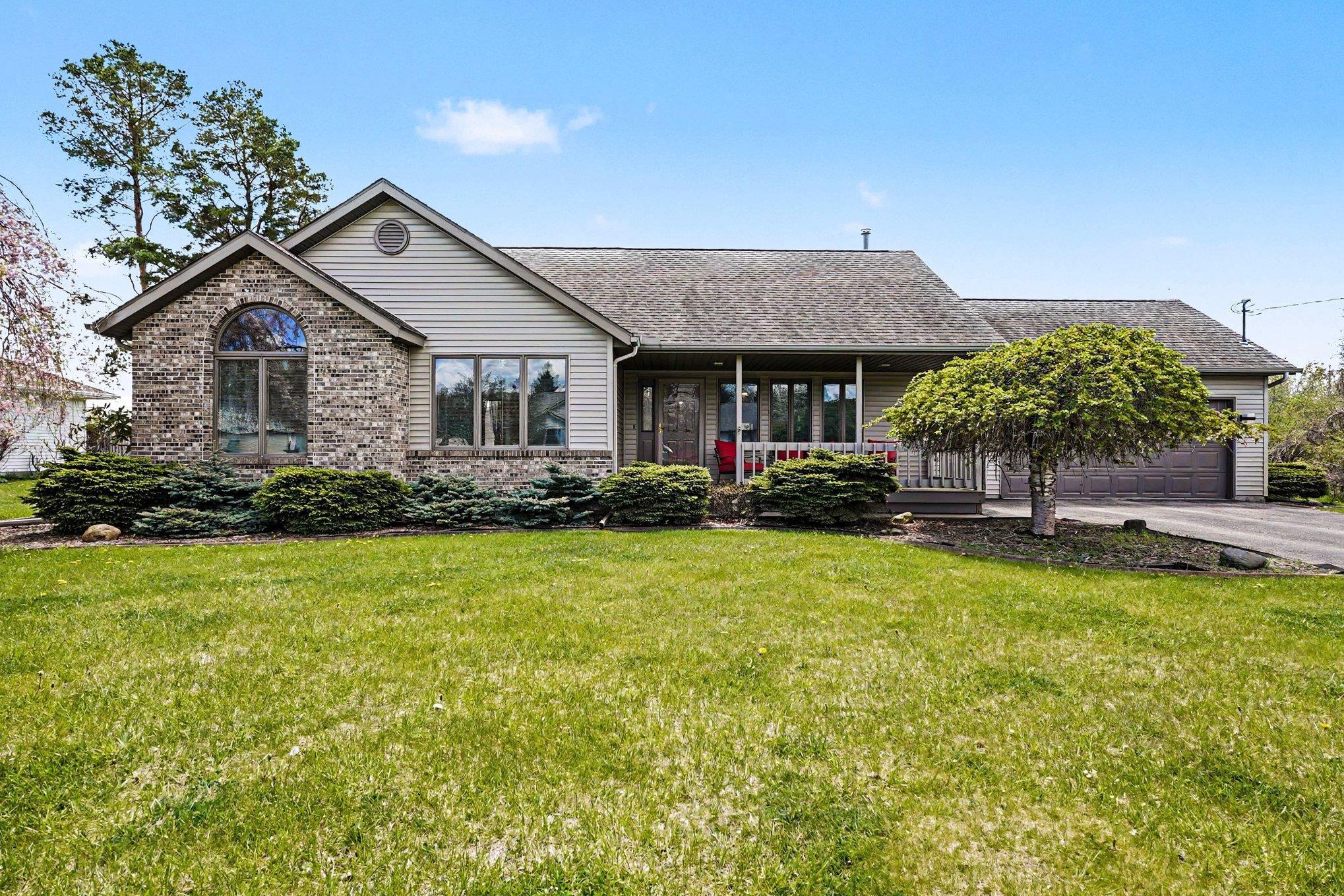3rd image of 155 Anna Dr, Tawas City, MI 48763 | MLS# 80071457