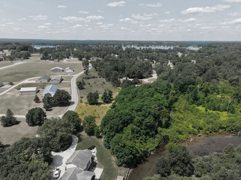 4th image of 1033 & 1035 Bonanza Ln, Weidman, MI 48893 | MLS# 80071497