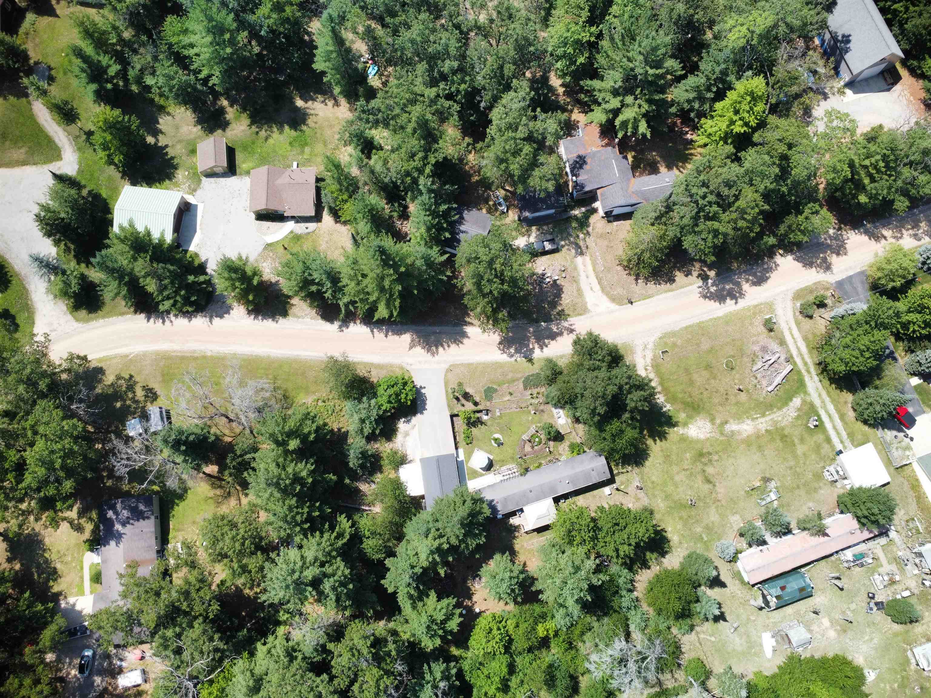4th image of 1979 Cuyuga Trl, West Branch, MI 48661 | MLS# 80071505