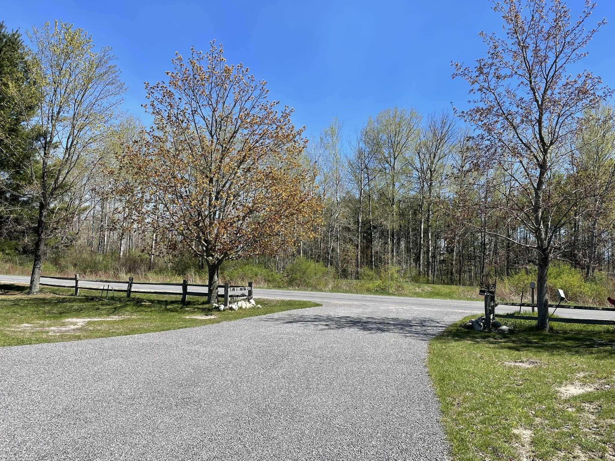 3rd image of 2376 River Rd, Frankfort, MI 49635 | MLS# 80071512