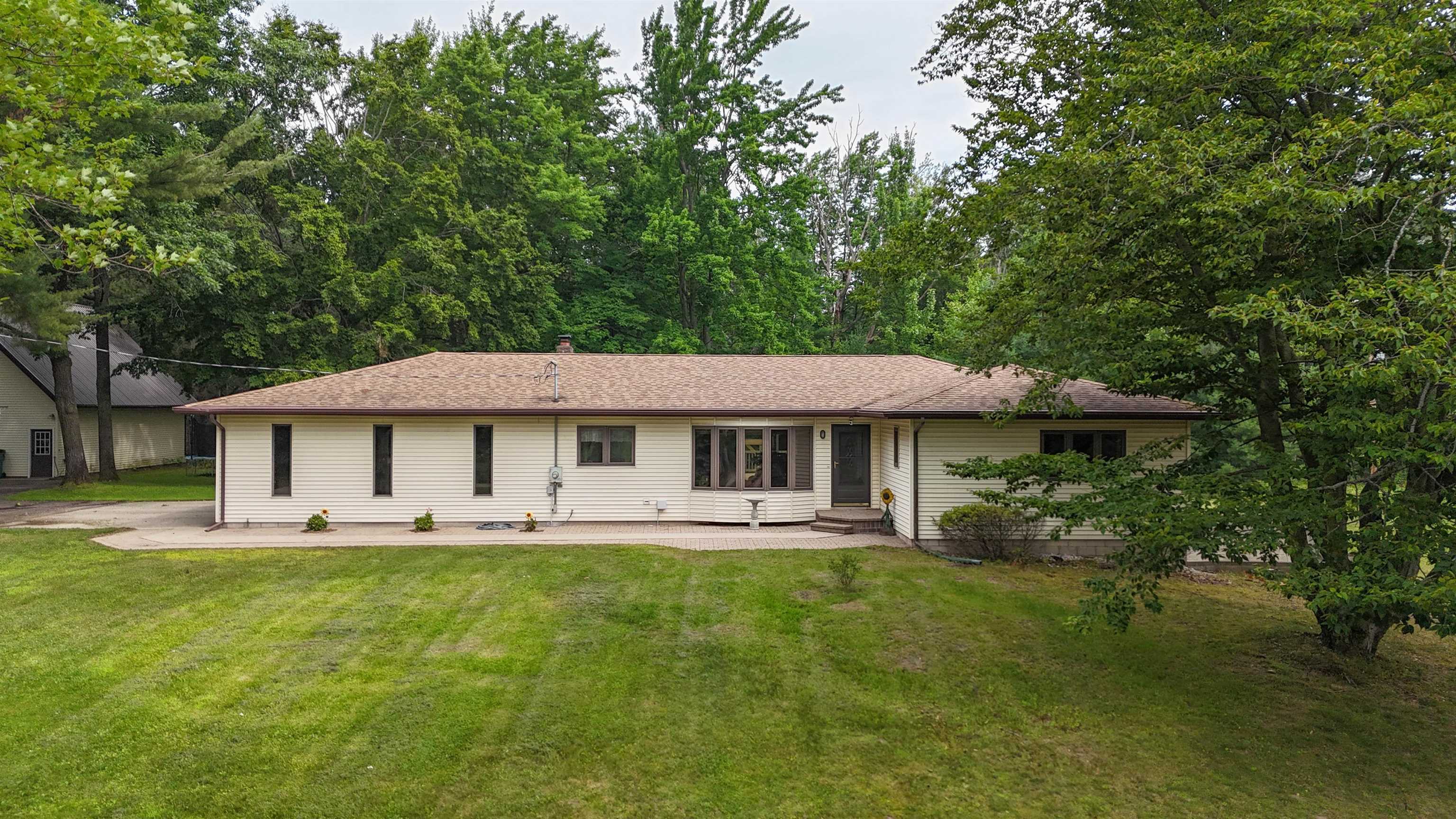 1st image of 10170 W Cadillac Rd, Cadillac, MI 49601 | MLS# 78080071514
