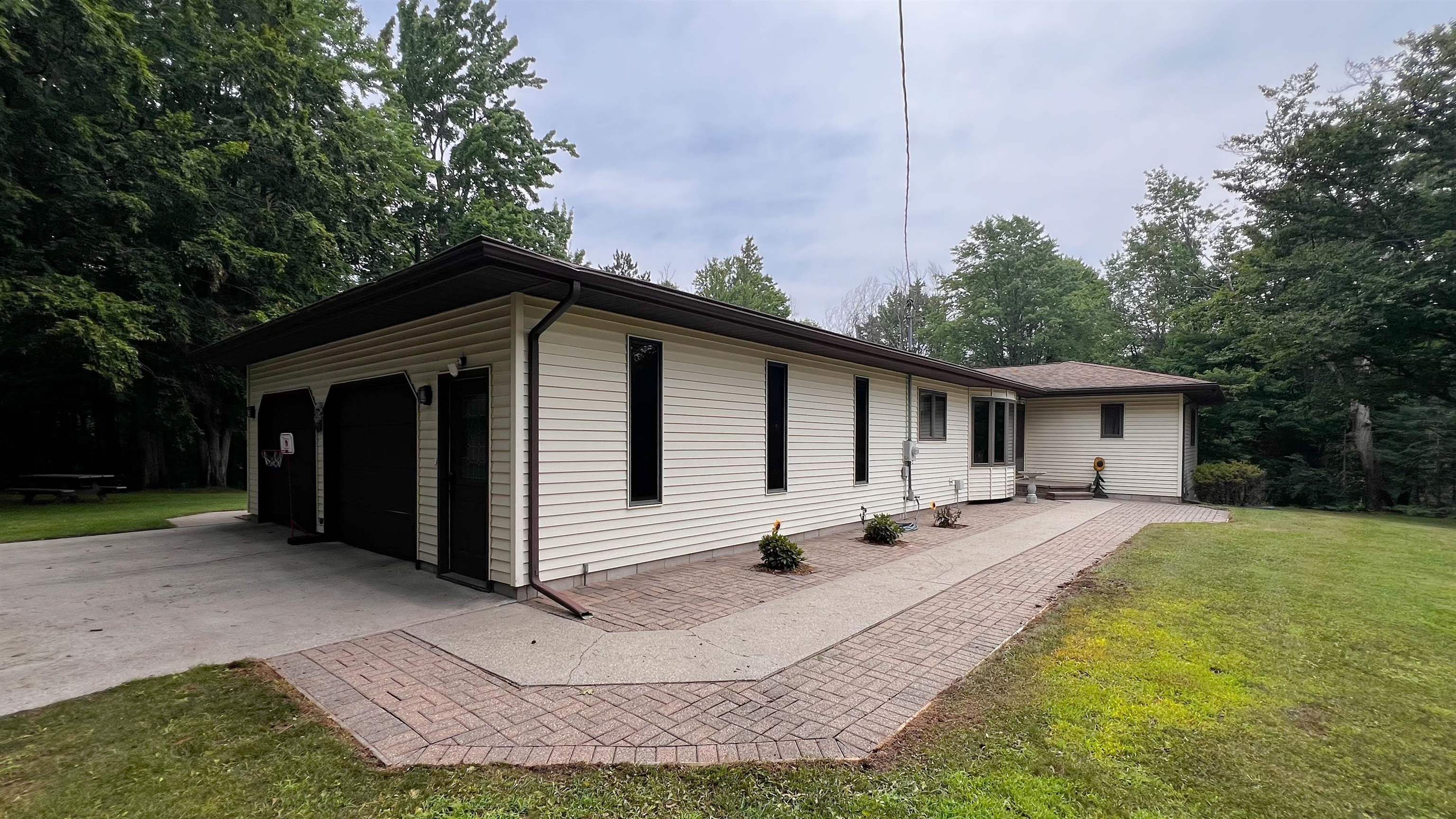 2nd image of 10170 W Cadillac Rd, Cadillac, MI 49601 | MLS# 78080071514