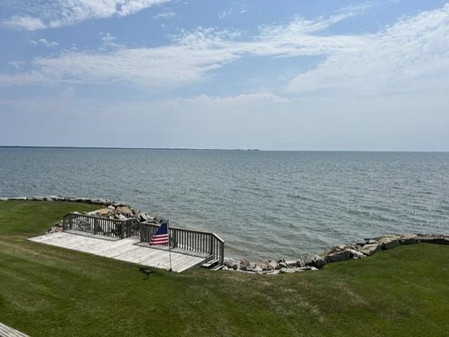 2nd image of 637 W Lake St, Tawas City, MI 48763 | MLS# 80071517