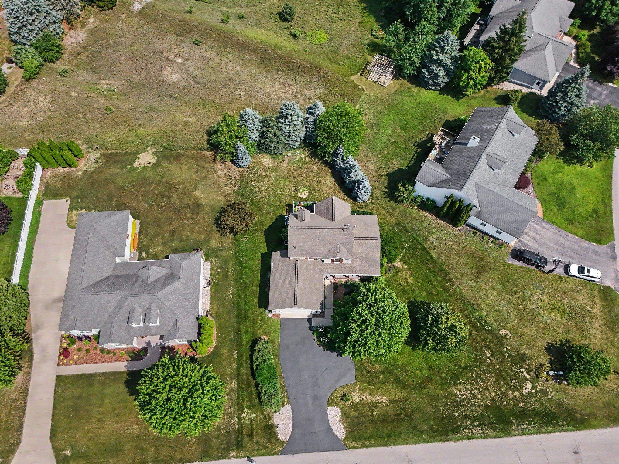 33rd image of 4074 Stoneridge Dr, Traverse City, MI 49684 | MLS# 80071524