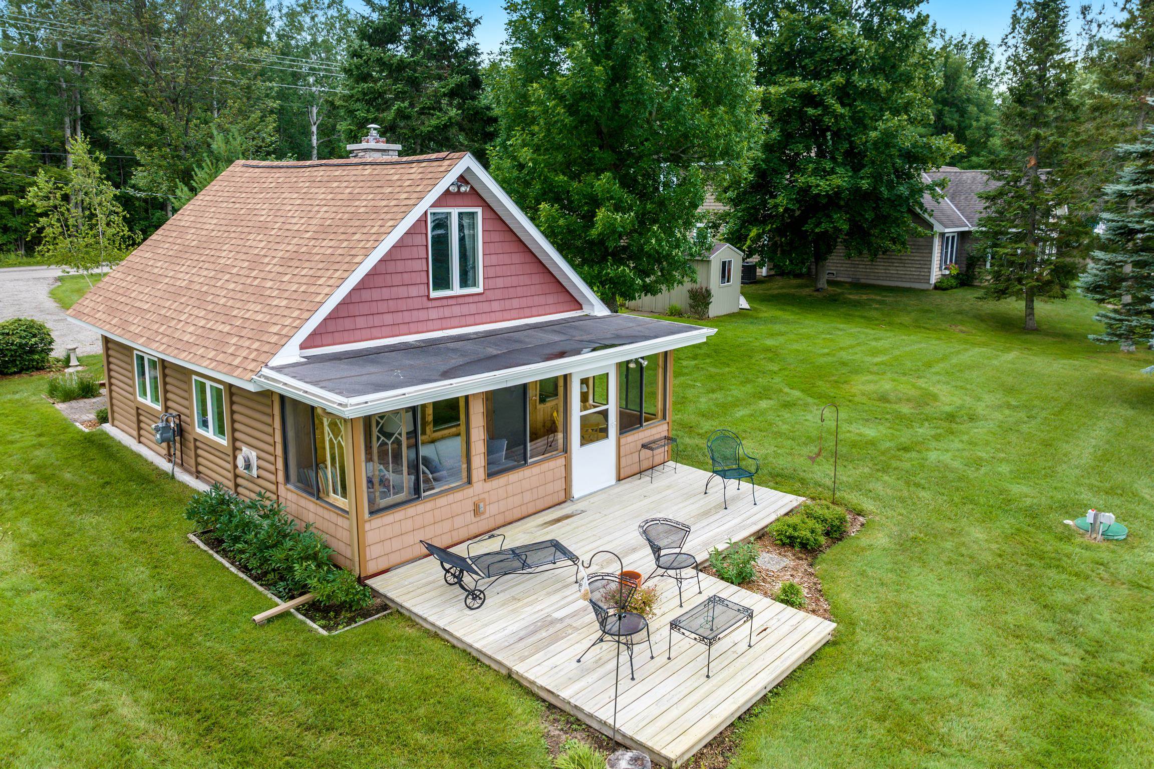 4th image of 7969 Channel Rd, Petoskey, MI 49770 | MLS# 80071531