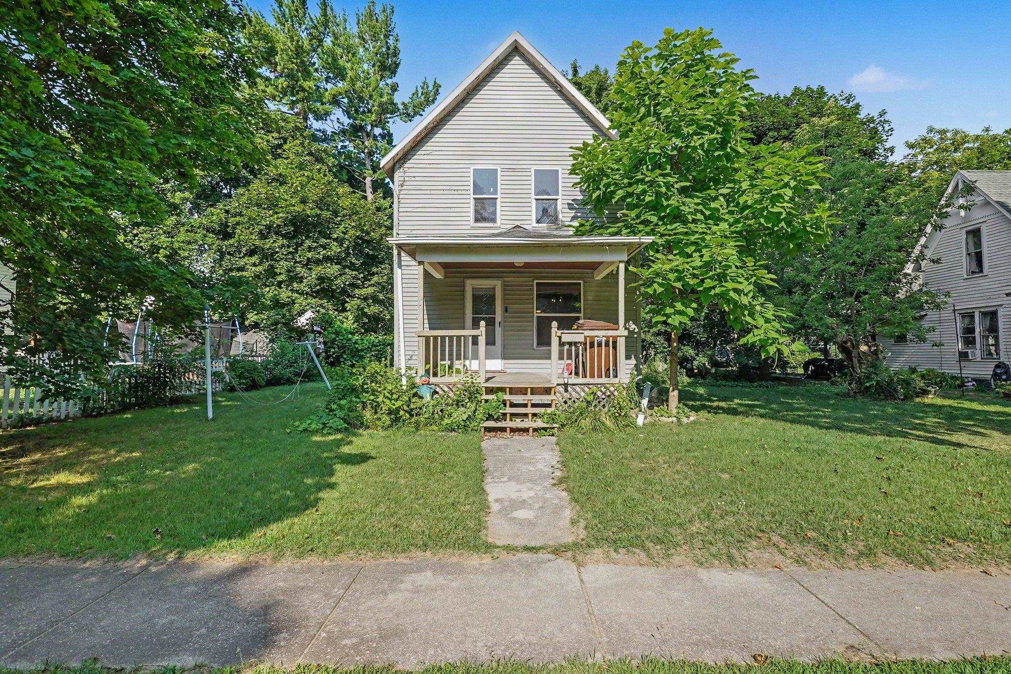 Single family home for sale at 512 S Kinney Ave, Mount Pleasant, MI 48858 | MLS# 79080071594