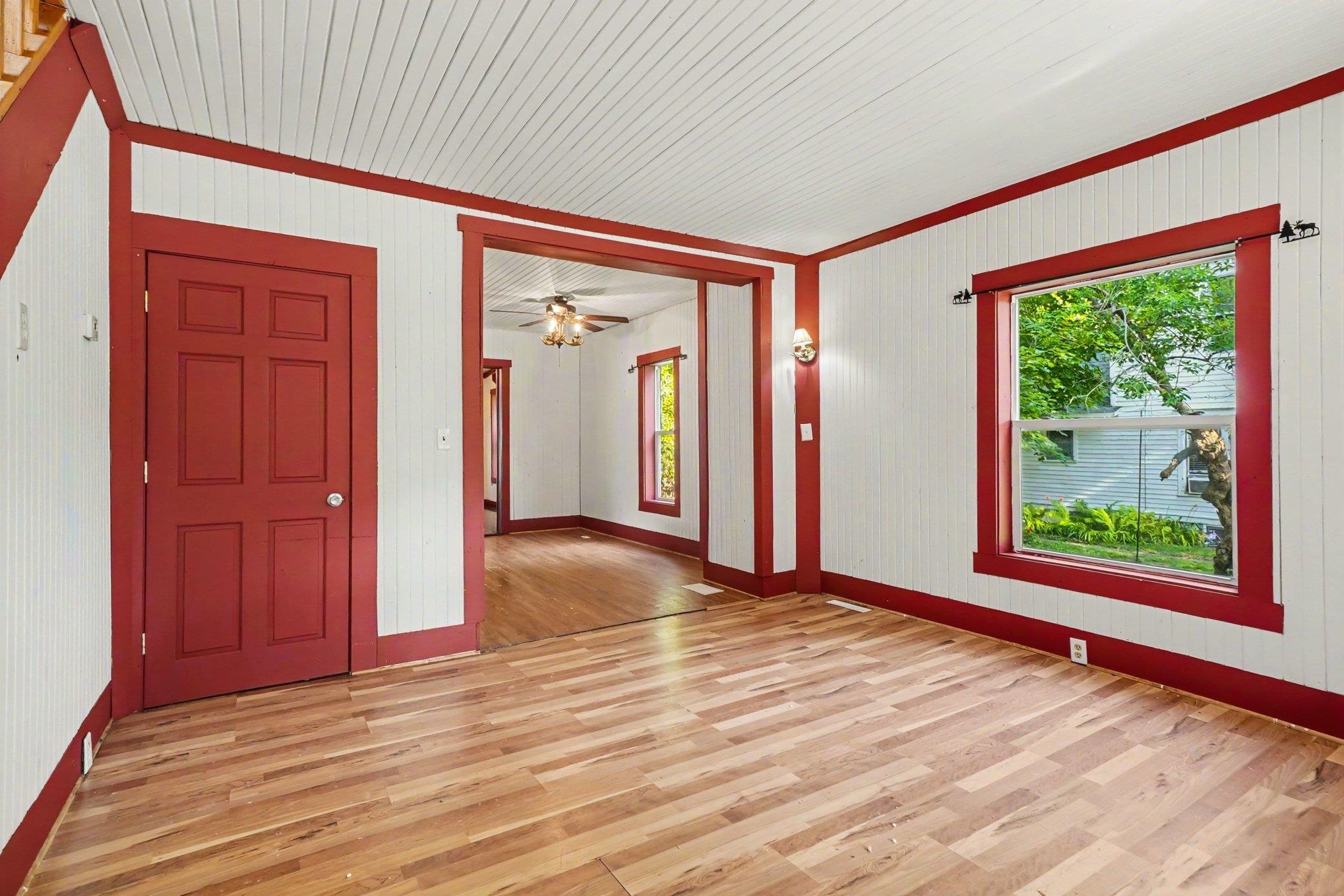 Photo 3 of Single family home for sale at 512 S Kinney Ave, Mount Pleasant, MI 48858 | MLS# 79080071594 | Listing updated on 2026-10-05