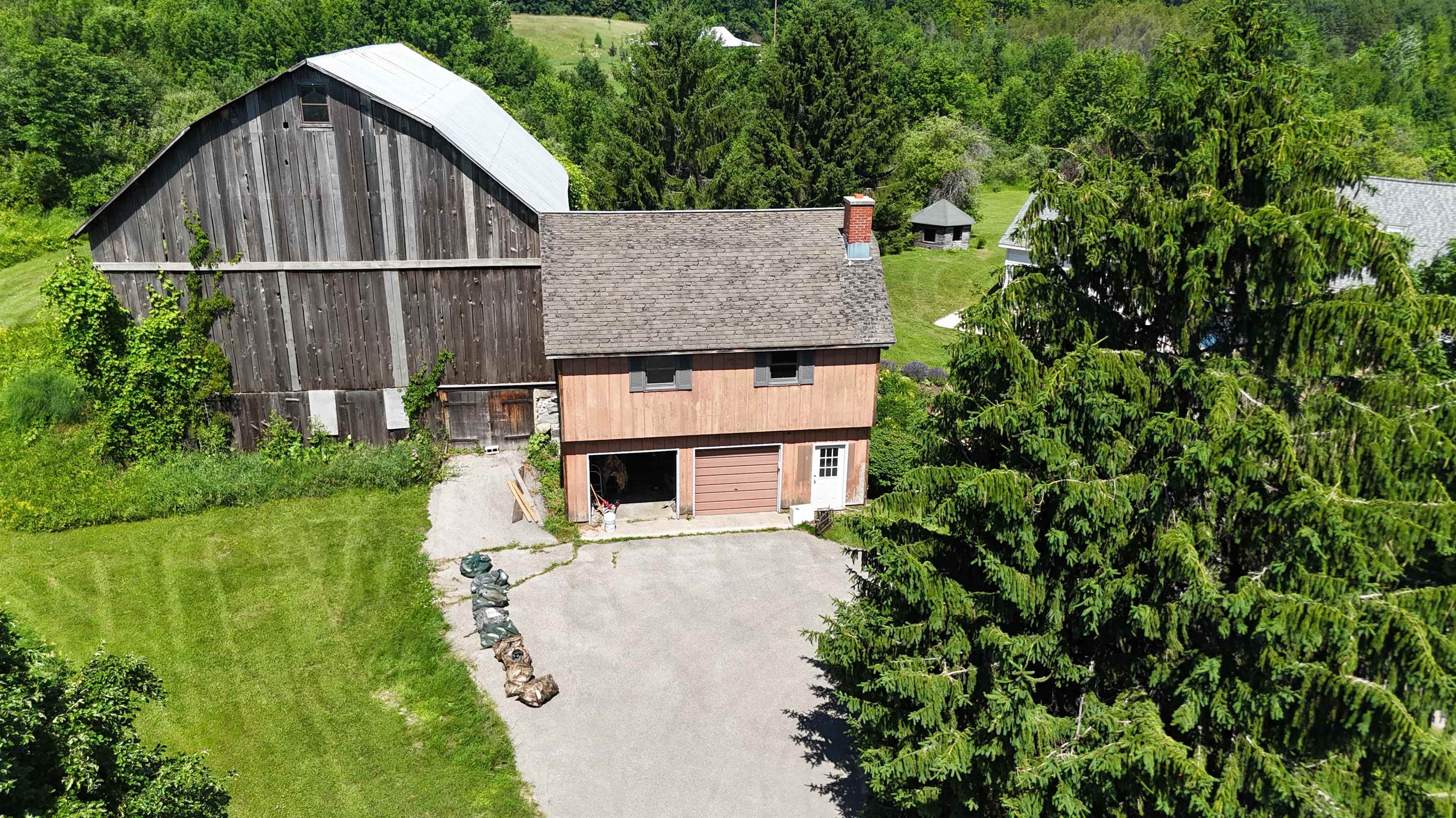 4th image of 5640 N Swede Rd, Northport, MI 49670 | MLS# 80071604
