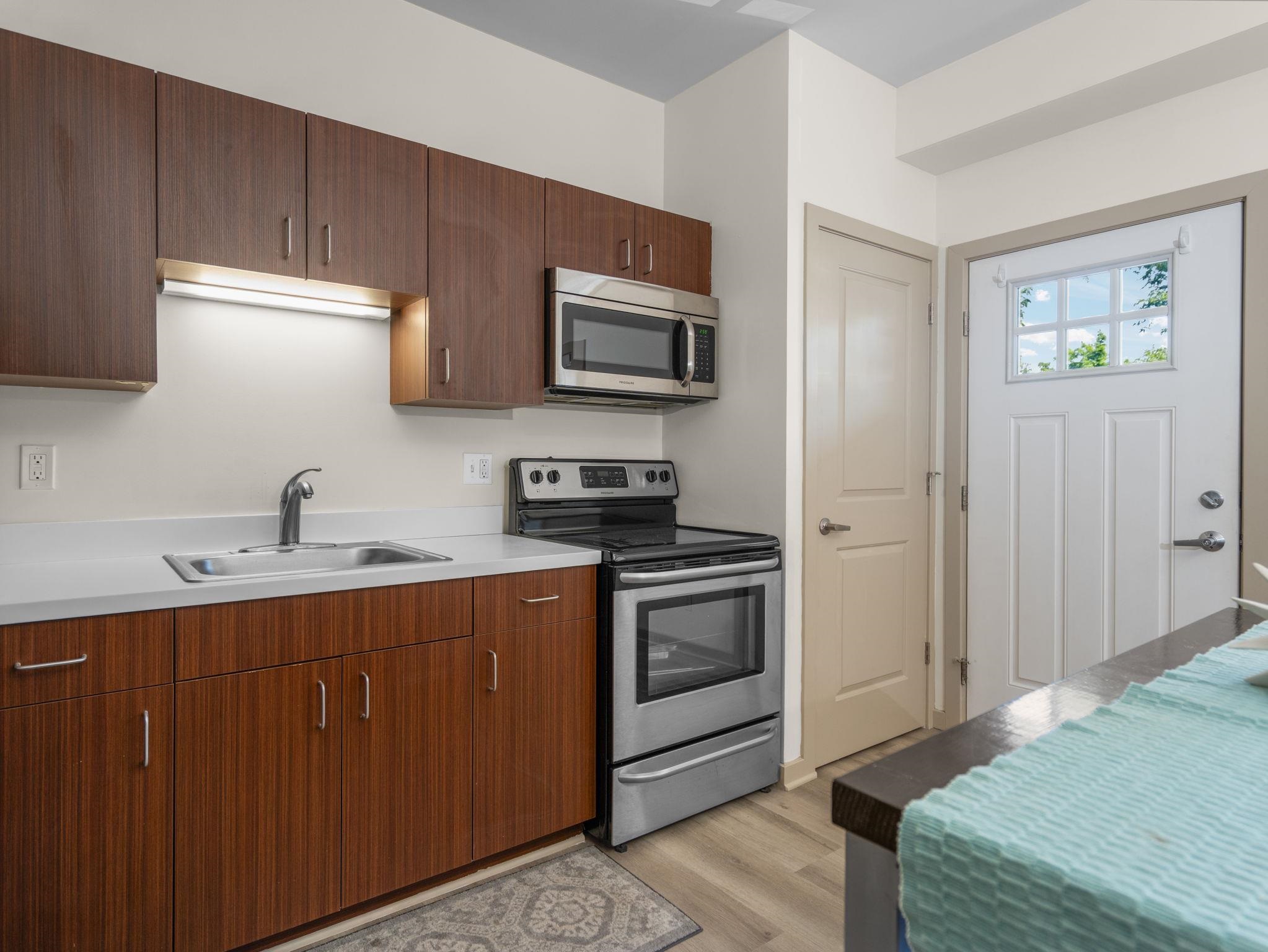 4th image of 619 E Eighth St, Traverse City, MI 49686 | MLS# 80071642