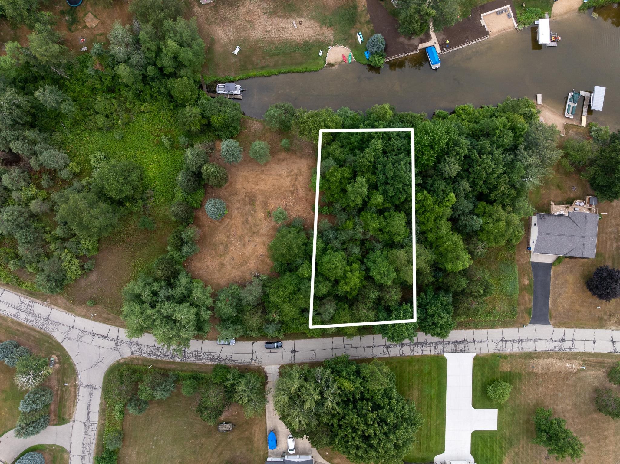 2nd image of 1009 Cantabrian Dr, Weidman, MI 48893 | MLS# 80071655