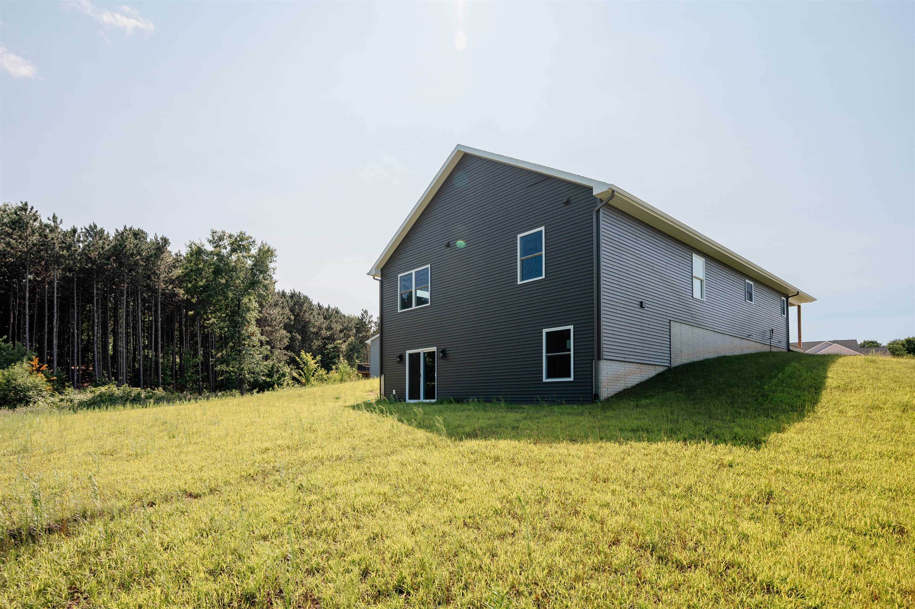 2nd image of 862 Coyote Ln #Lot: 7, Traverse City, MI 49696 | MLS# 80071681