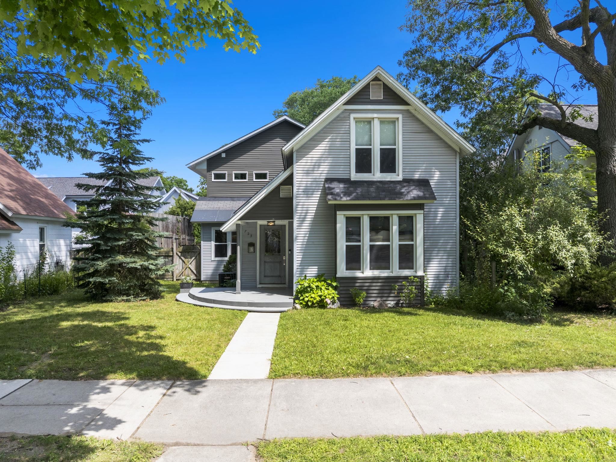 1st image of 723 Washington St, Traverse City, MI 49686 | MLS# 80071686
