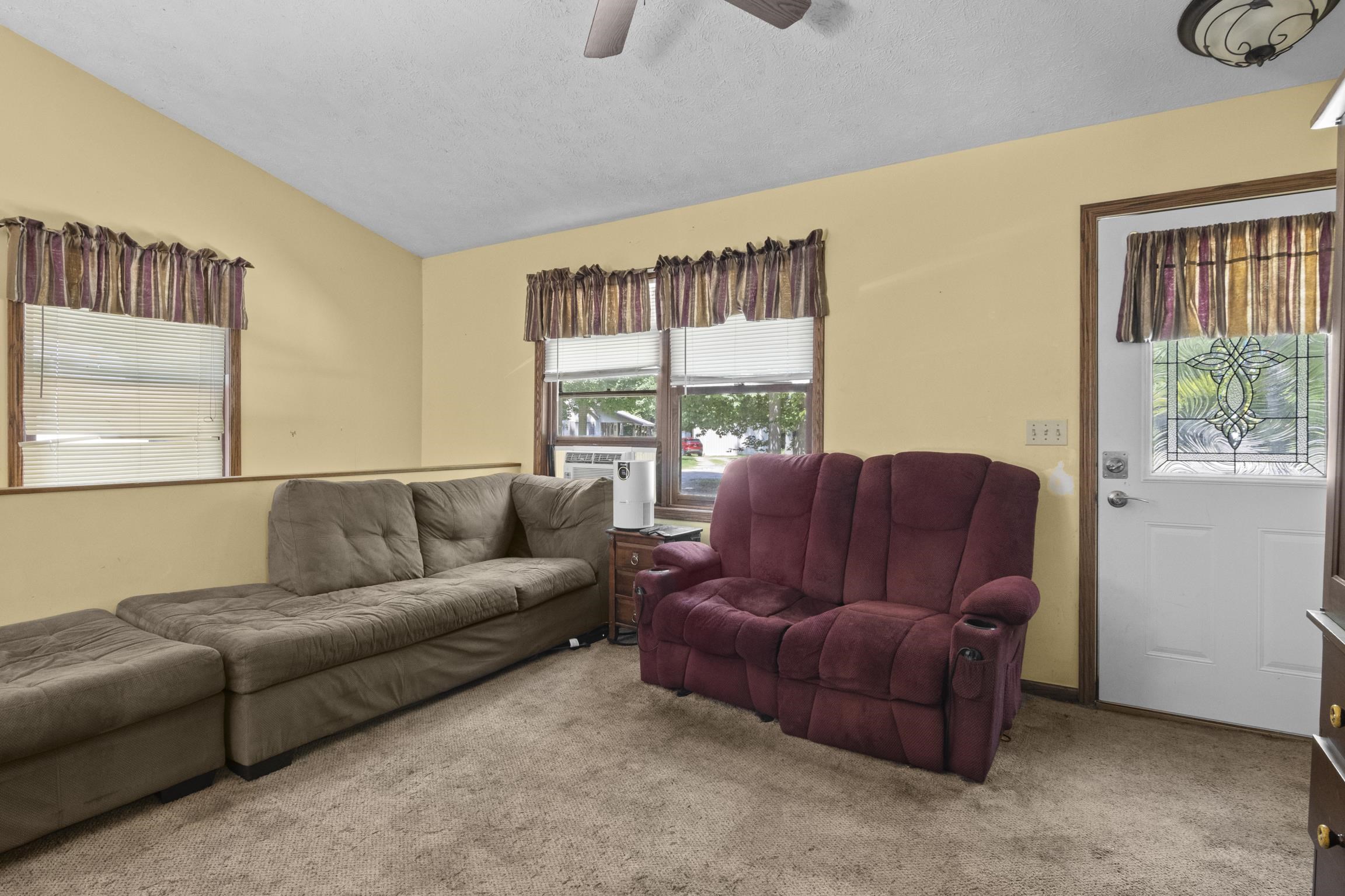 4th image of 19239 Oak Hollow Dr, Lake Ann, MI 49650 | MLS# 80071714