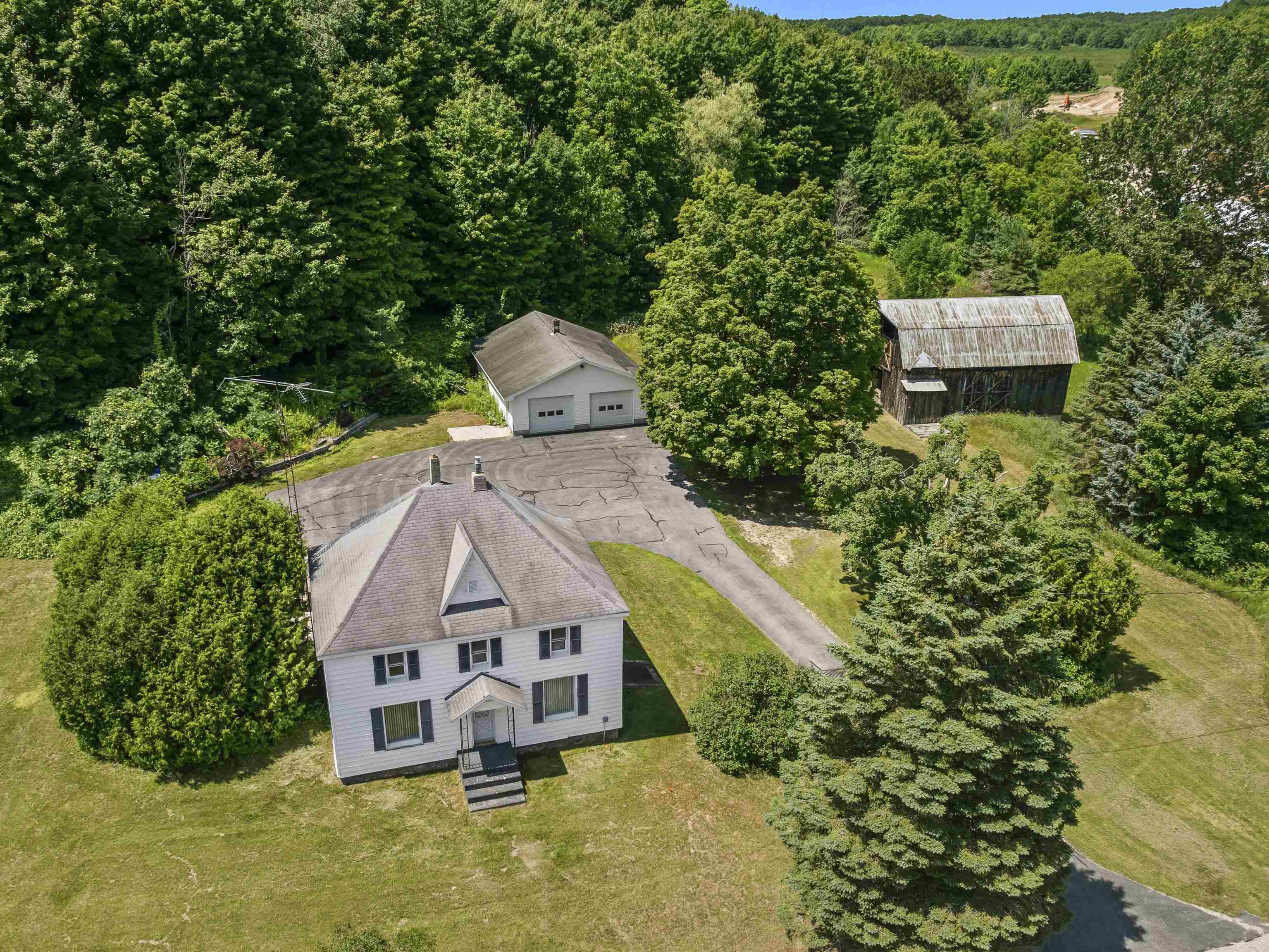 2nd image of 18258 Pleasanton Hwy, Bear Lake, MI 49614 | MLS# 80071732