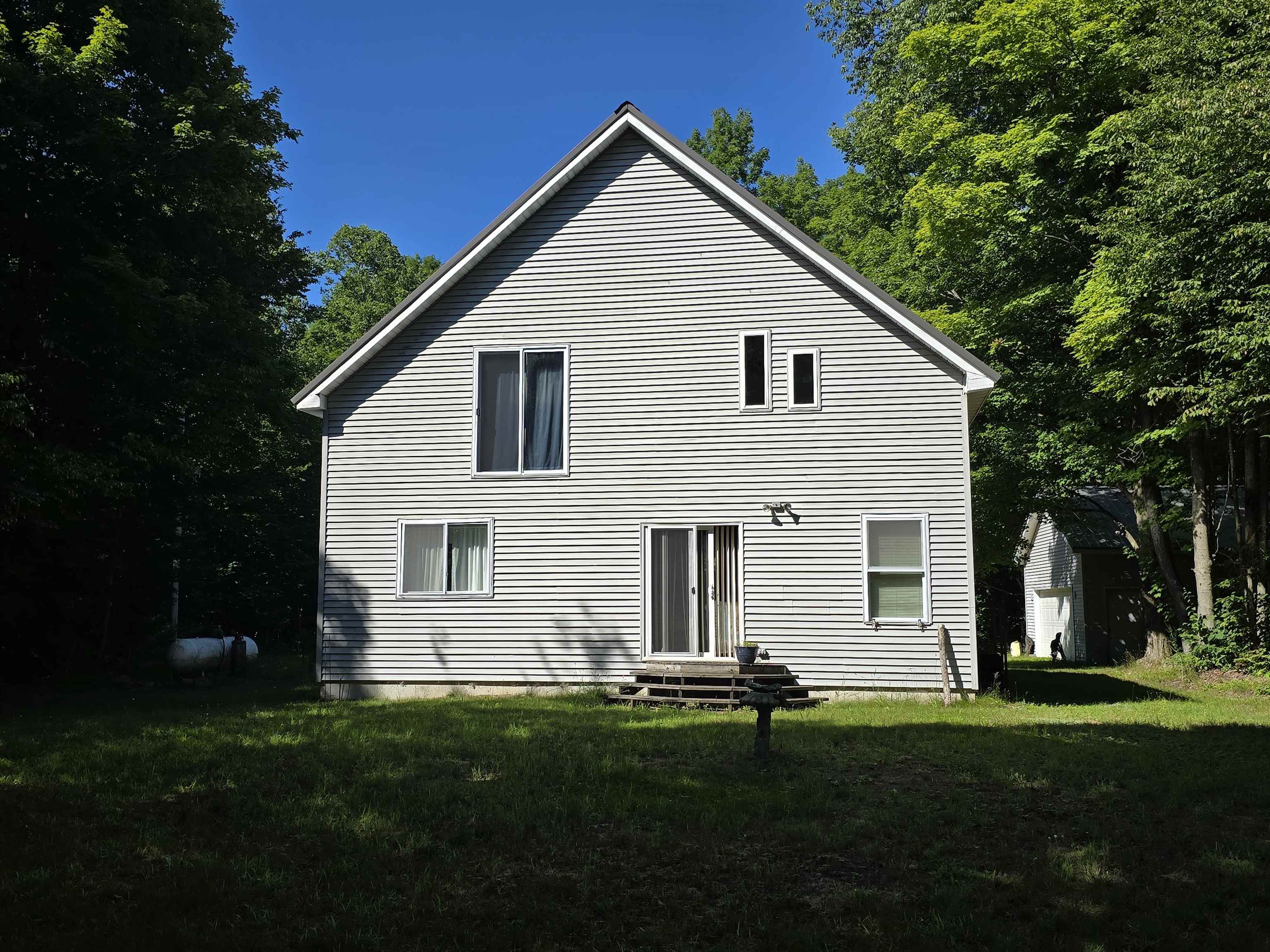 4th image of 3878 Vista Valley Trl, Mesick, MI 49668 | MLS# 80071761