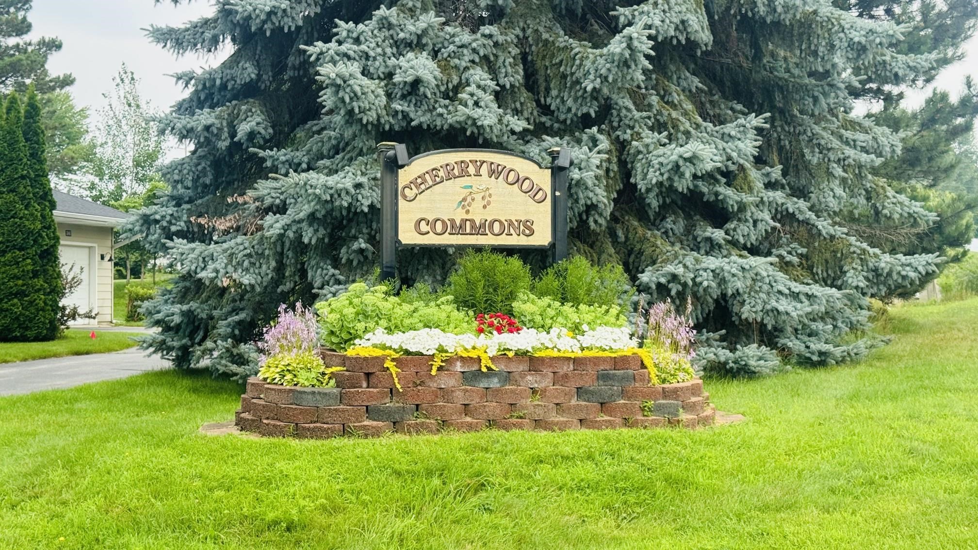 Photo 2 of Condo for sale at 136 Mathison Rd, Traverse City, MI 49686 | MLS# 78080071776 | Listing updated on 2026-10-08