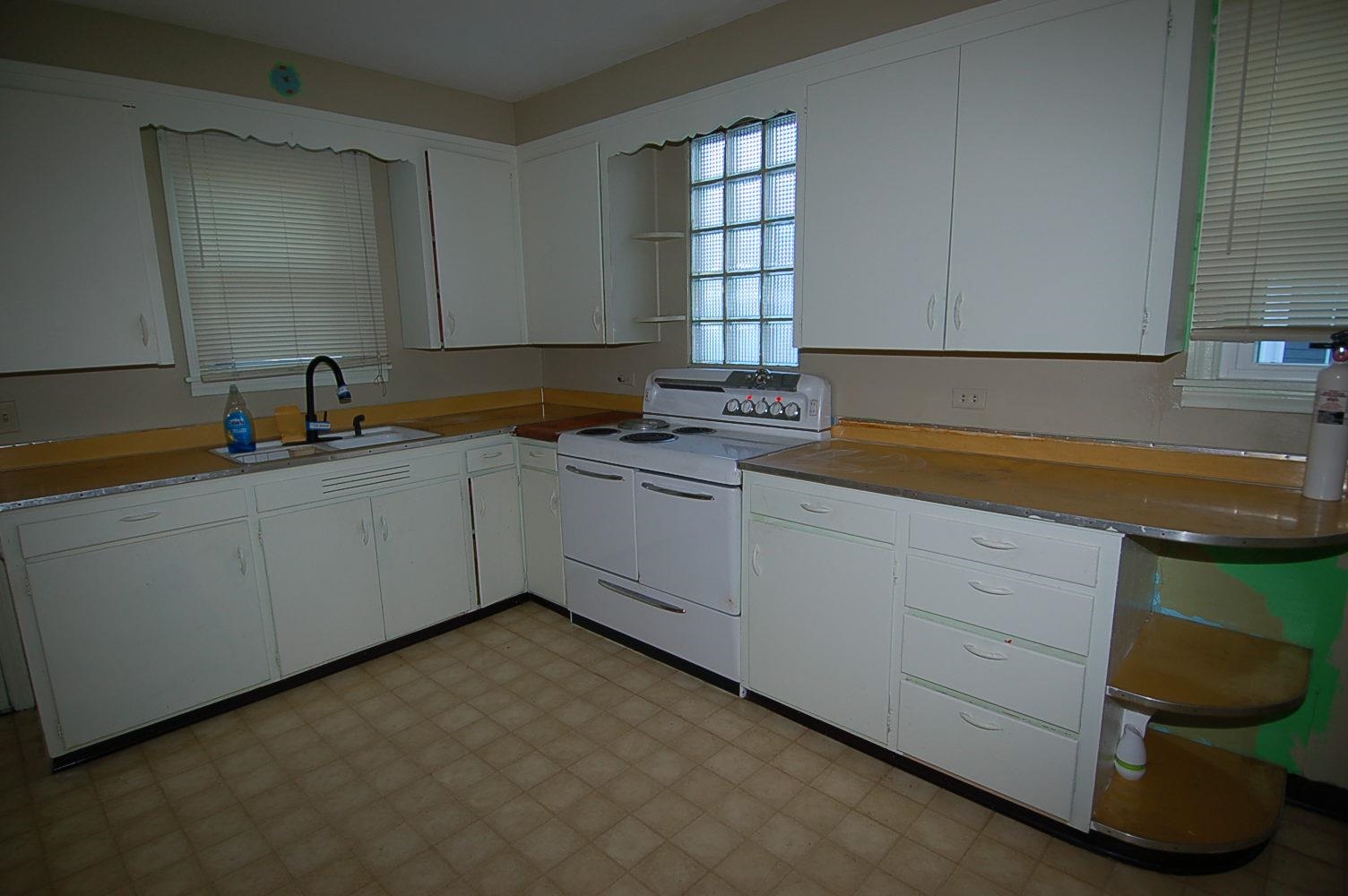 3rd image of 405 Prospect St, Cadillac, MI 49601 | MLS# 80071798