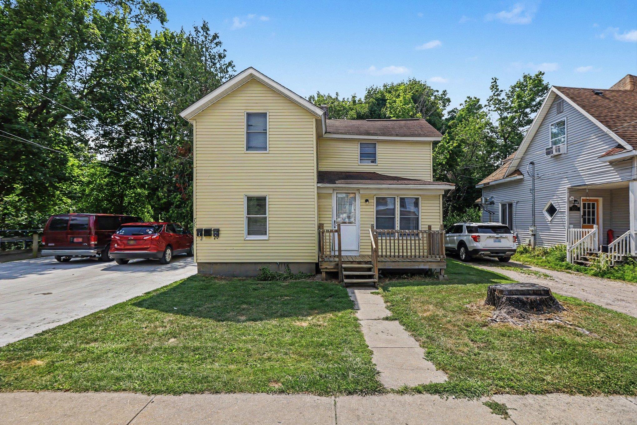 1st image of 725 N Lake St, Cadillac, MI 49601 | MLS# 80071815