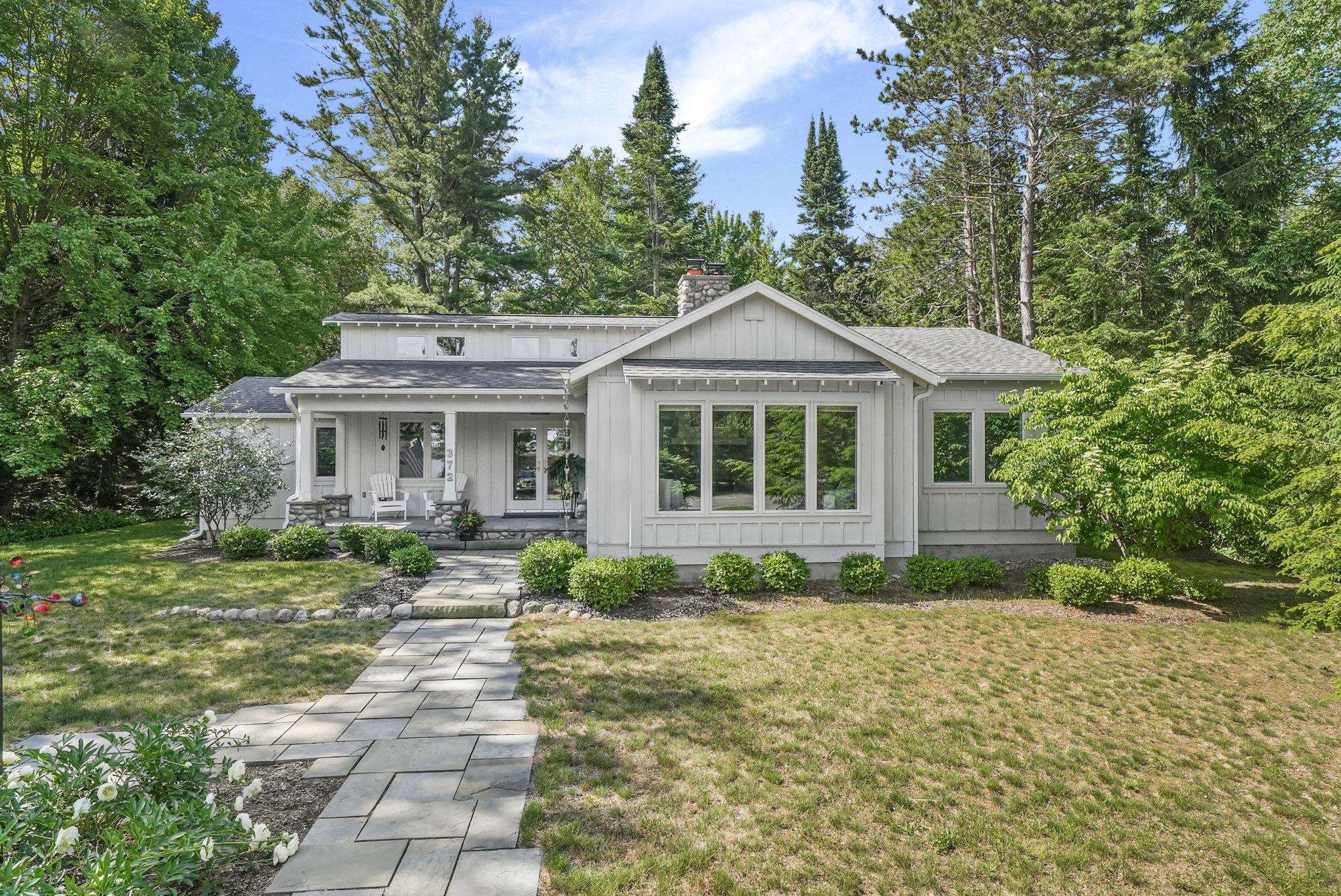 Photo 4 of Single Family Residence at 372 S Shore, Suttons Bay, MI 49682 | MLS# 80071818 |  | Sold on 2026-08-14